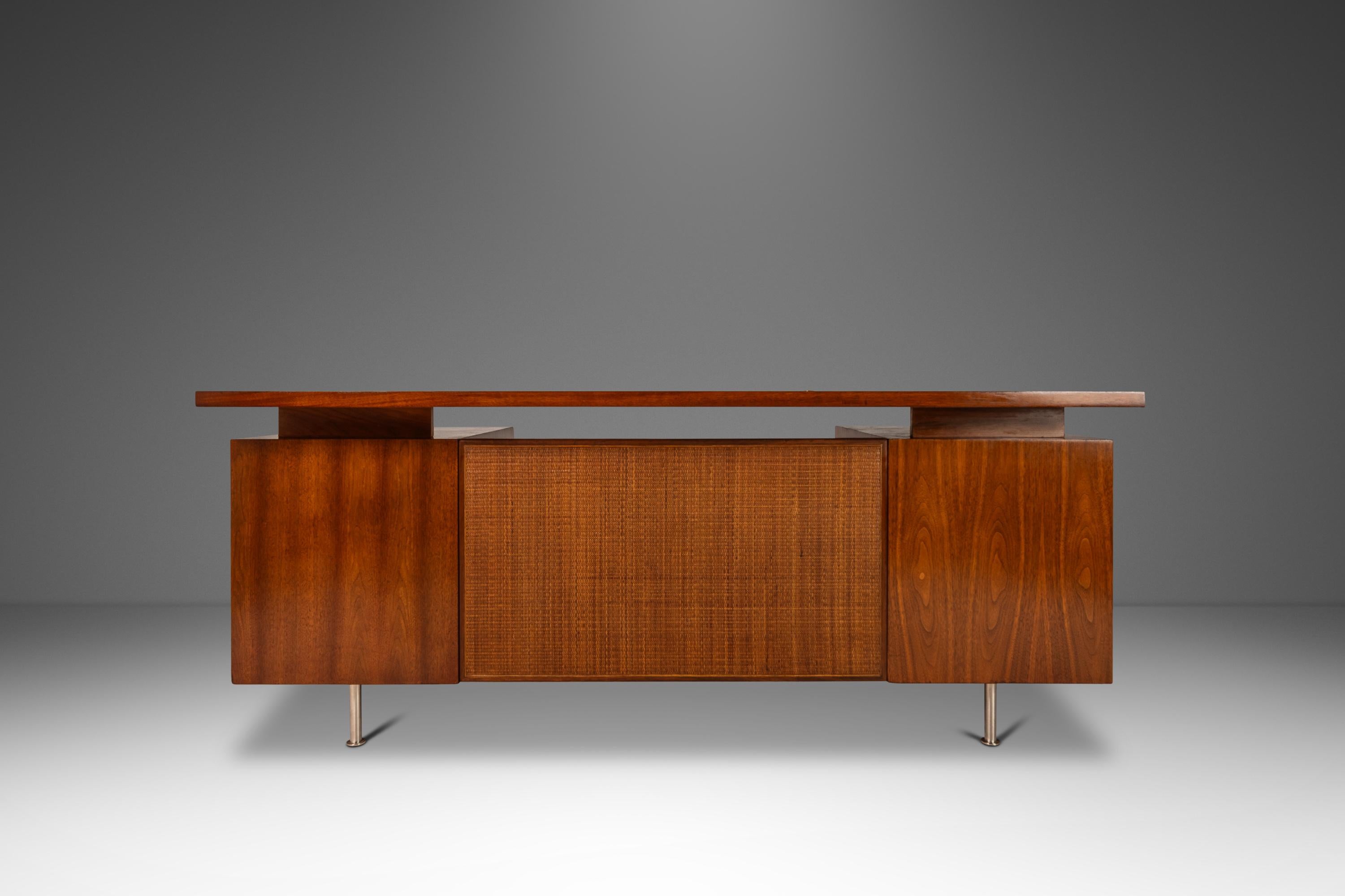 Executive Desk in Walnut by George Nelson for Herman Miller, USA, c. 1960's 4