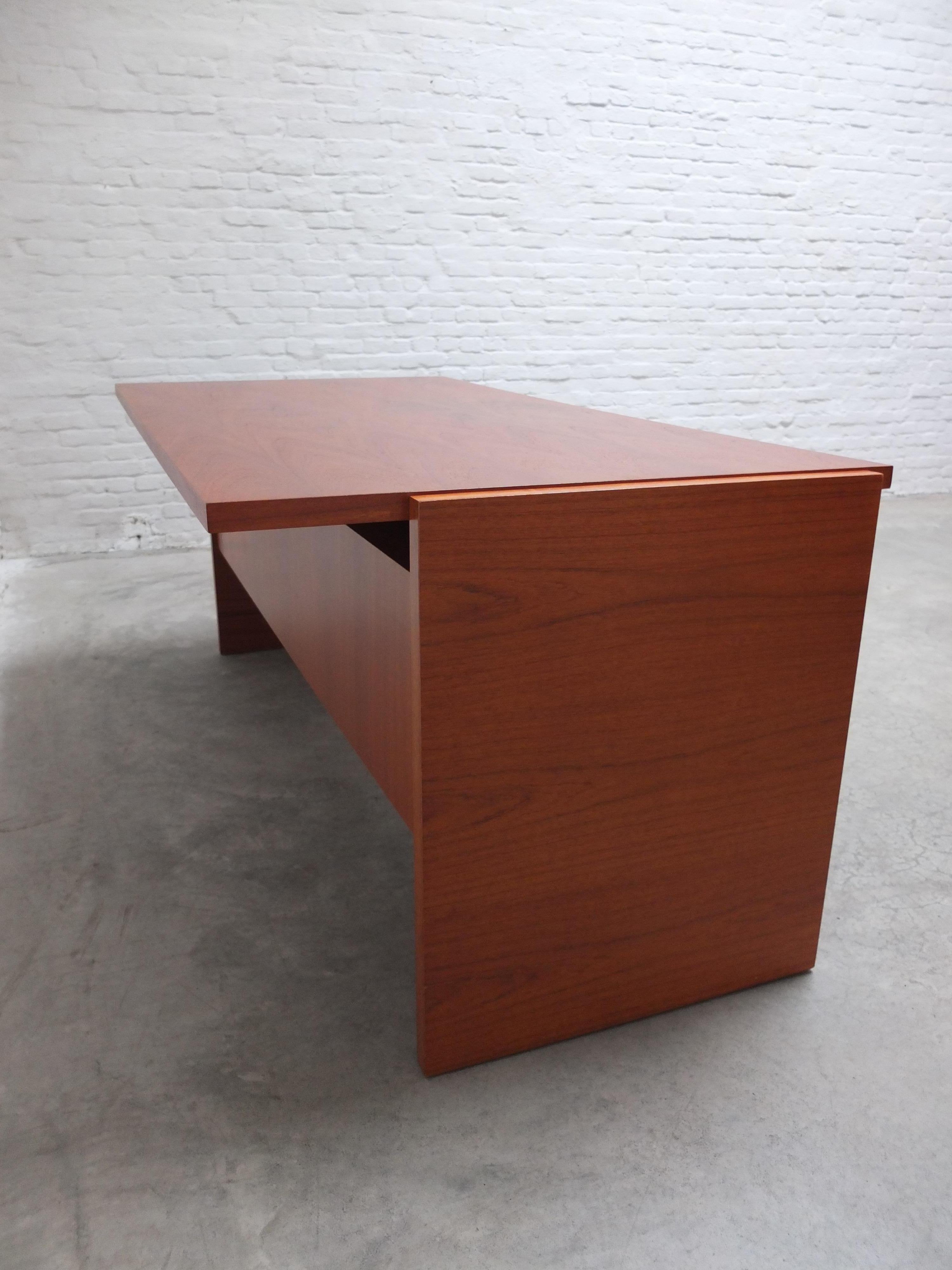 Doppelseitiger 'Vario'-Schreibtisch von Werner Wölfer für V-Form, 1960er Jahre im Angebot 10