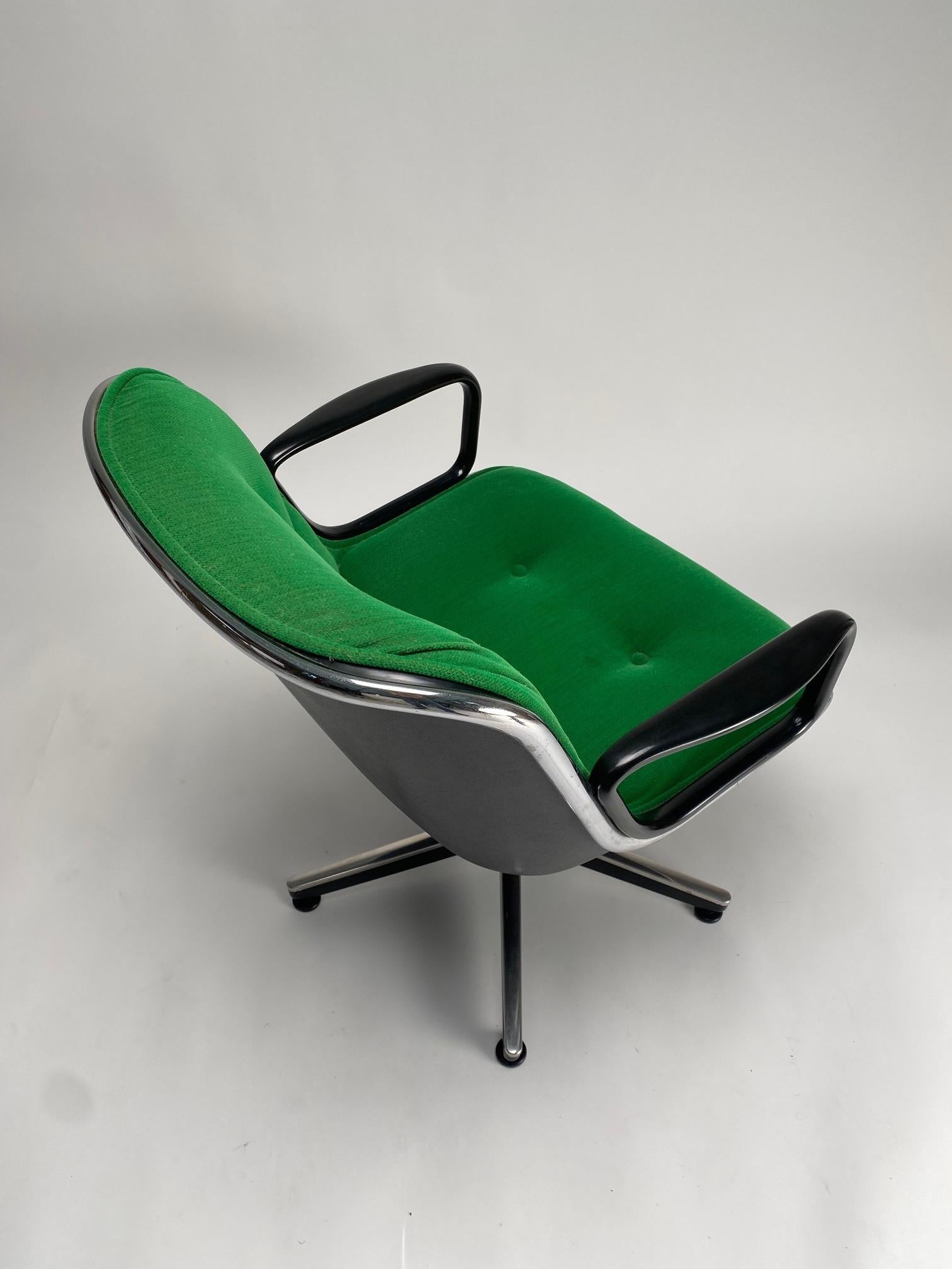 Mid-20th Century Executive office chair by Charles Pollock, Knoll, 1960s For Sale