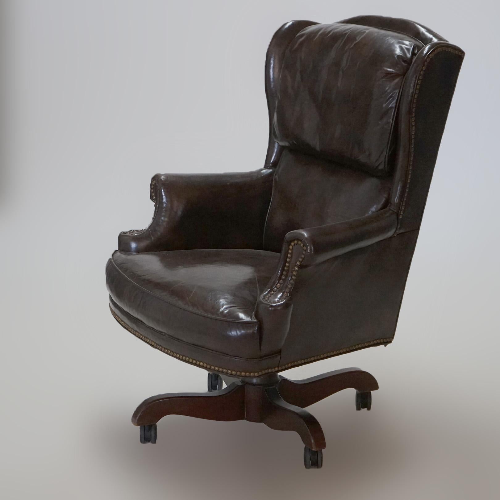 20ième siècle Executive Office Swivel Desk Chair, Faux Leather, 20th C en vente