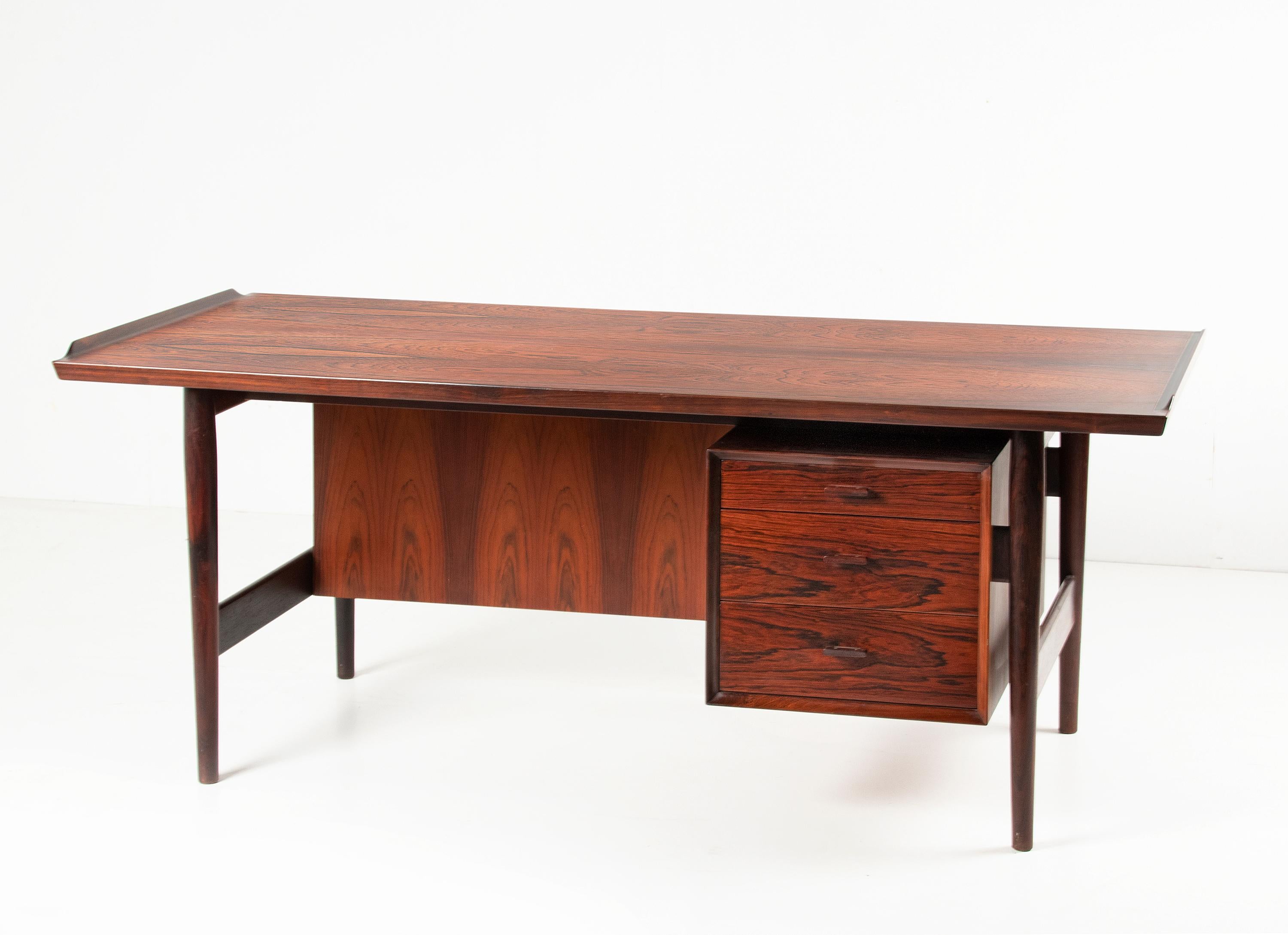 Mid-Century Modern Mid Century Executive Desk and Chair Designed by Arne Vodder, Made by Sibast For Sale