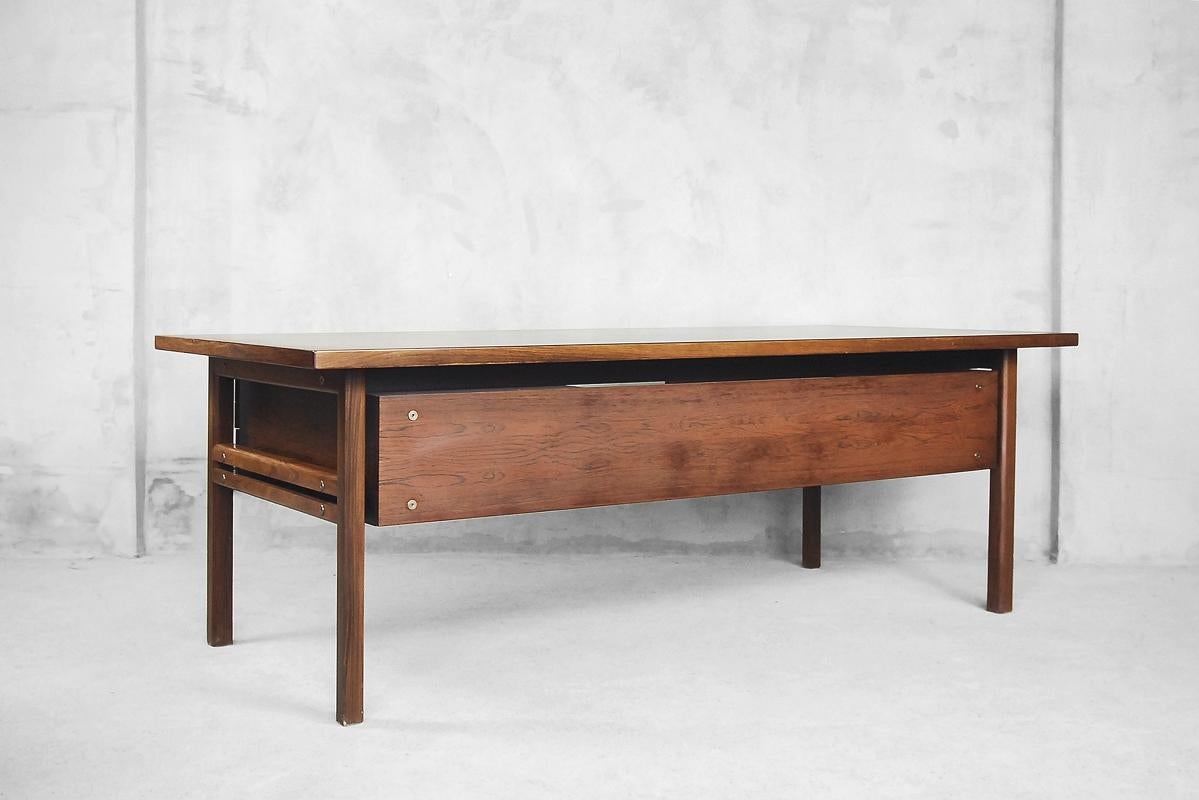 Executive Rosewood Danish Great Desk by Arne Vodder for Sibast, 1960s For Sale 7