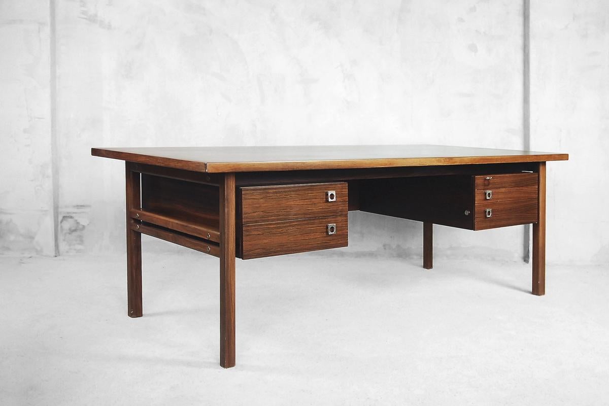 Mid-Century Modern Executive Rosewood Danish Great Desk by Arne Vodder for Sibast, 1960s For Sale