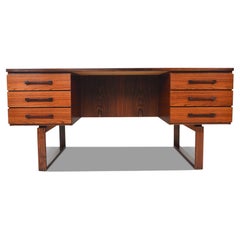 Bureau de direction en bois de rose de Henning Jensen et Torben Valeur