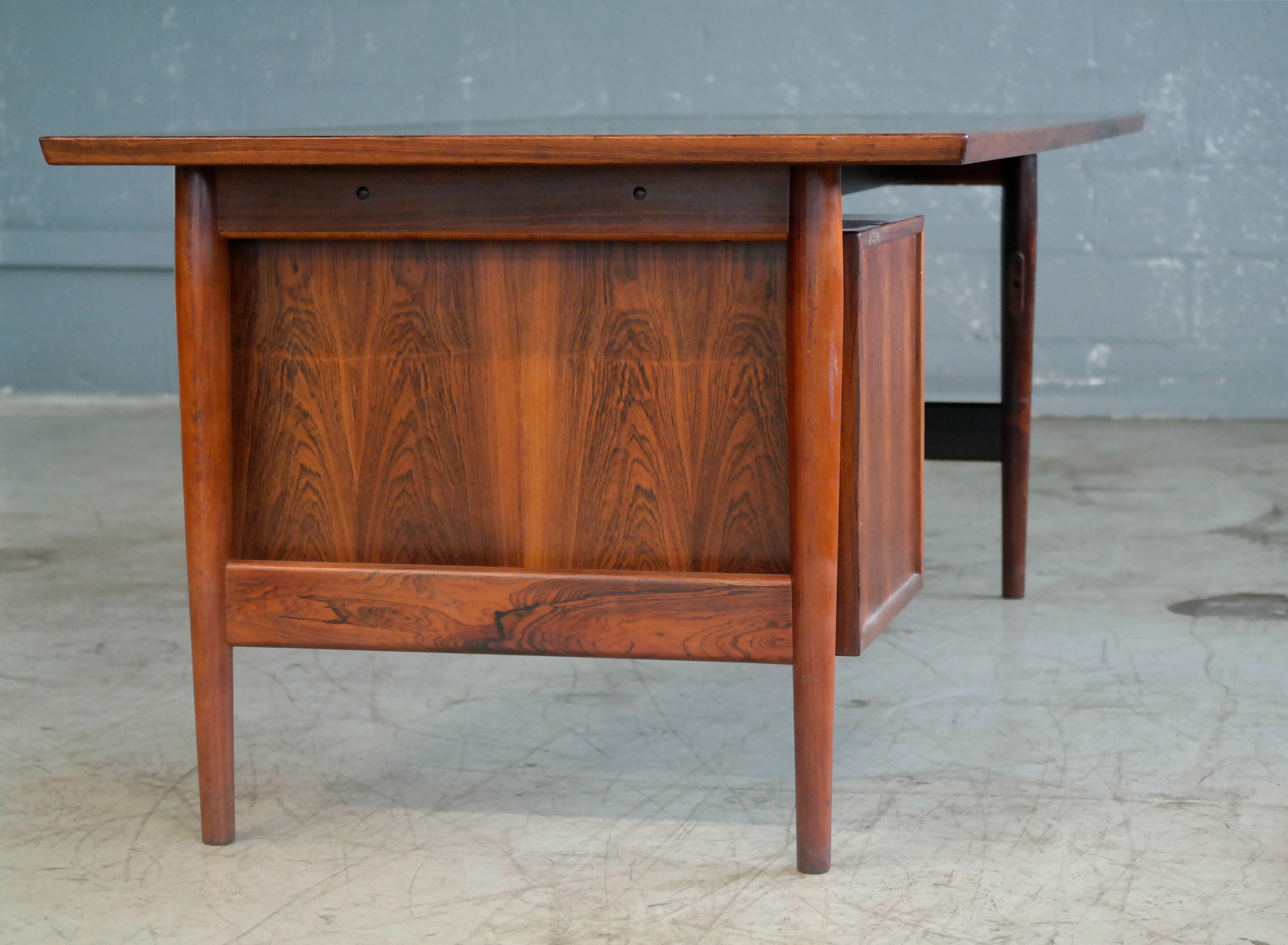 Mid-20th Century Executive Rosewood Desk by Arne Vodder for Sibast from 1950s