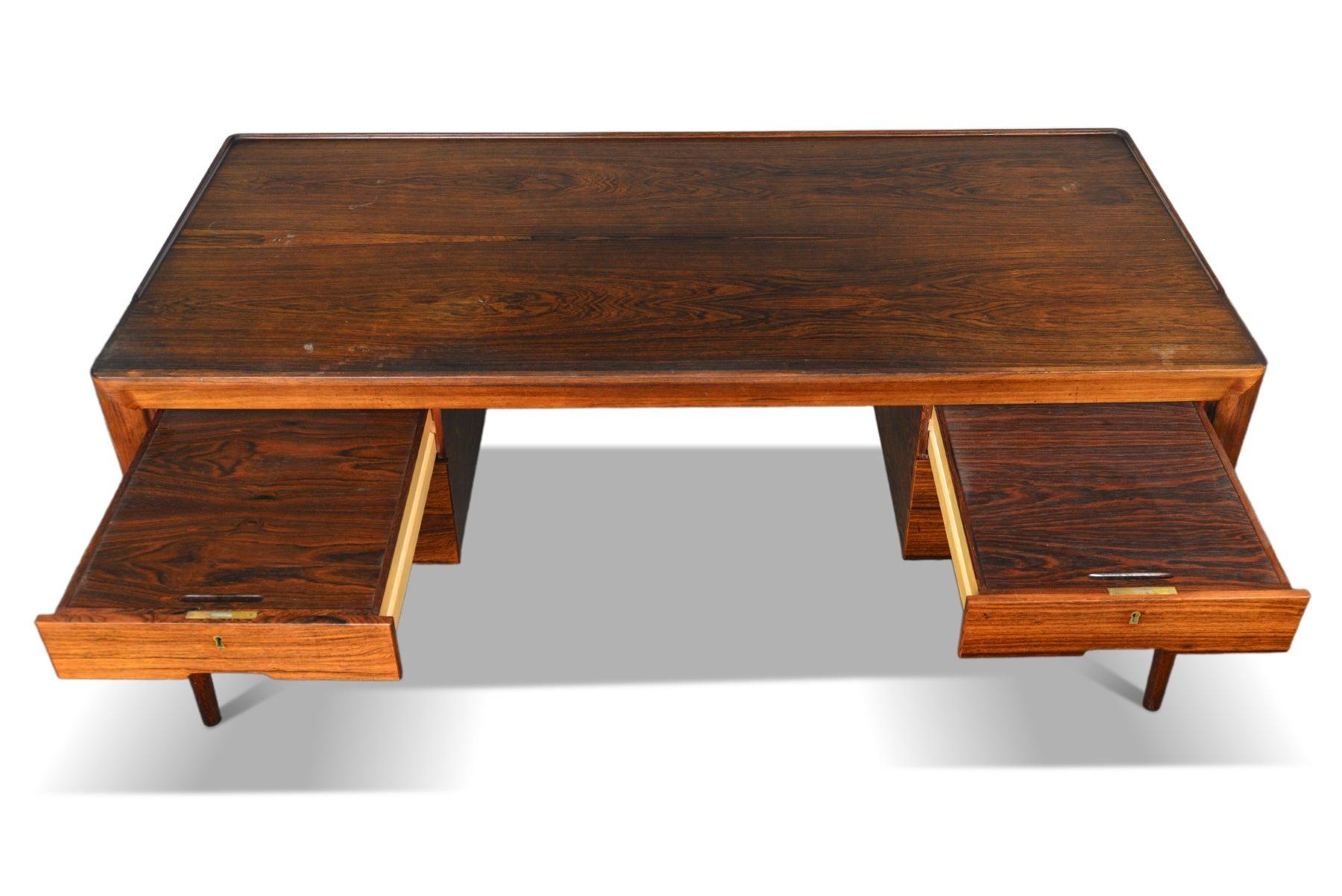 Mid-Century Modern Executive rosewood writing desk by erik riisager hansen For Sale