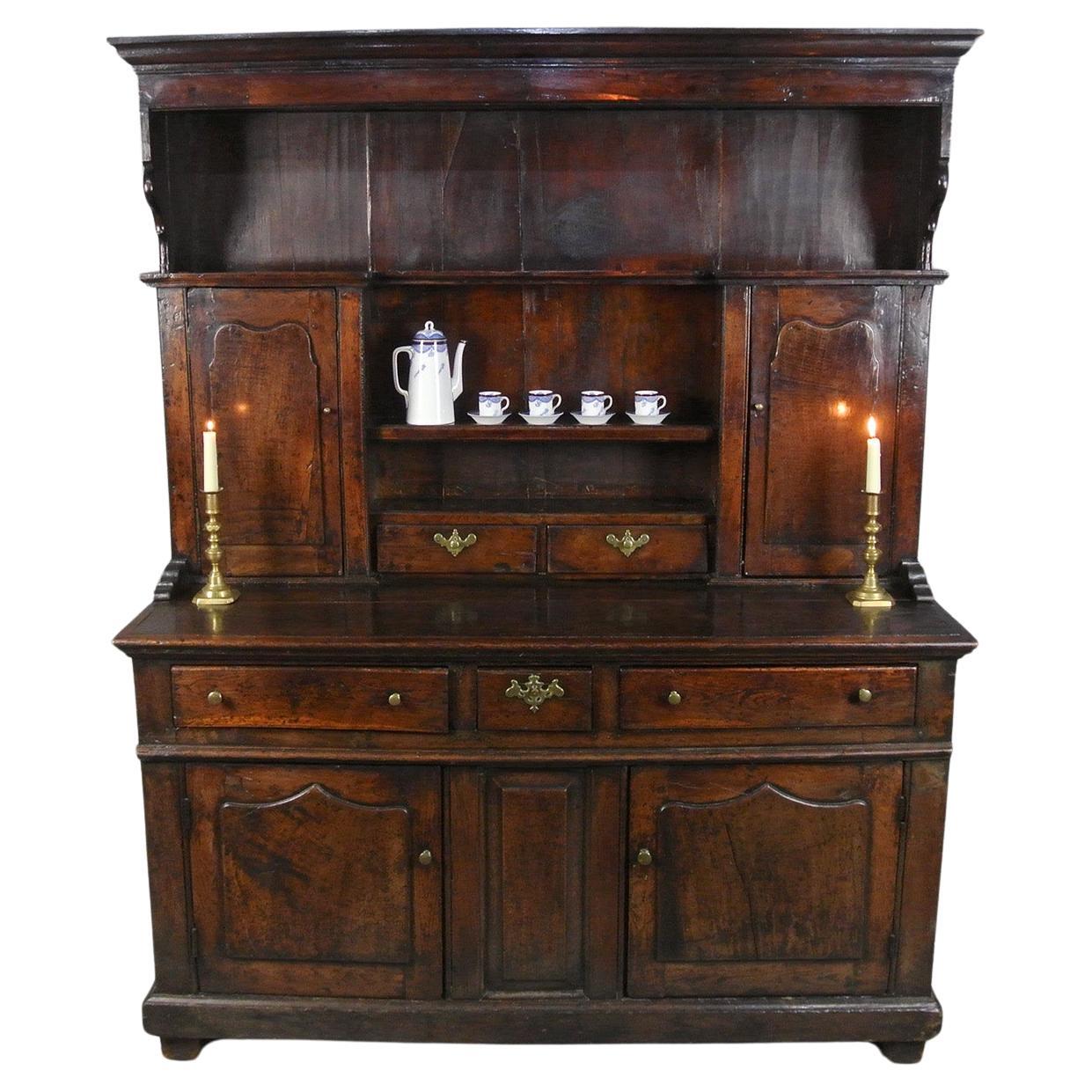 Exemplary George II Small Welsh Oak Country Dresser c. 1750