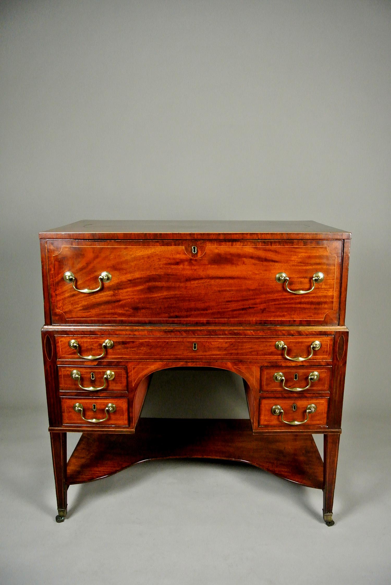 Late 18th Century Exemplary George III Mahogany Campaign Desk c. 1790