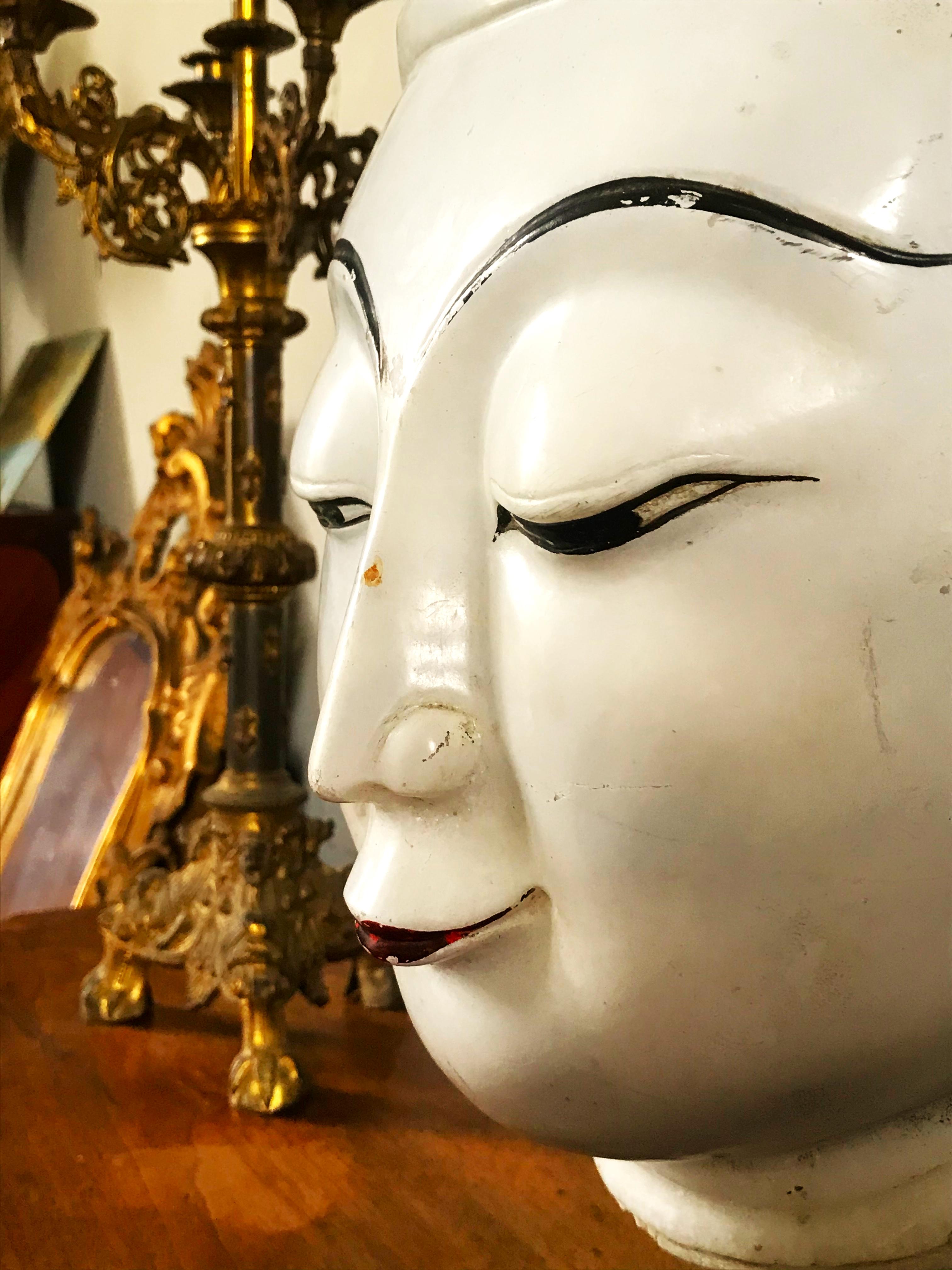 Exceptional Burmese Buddha Head Lacquered Marble In Good Condition In Beuzevillette, FR