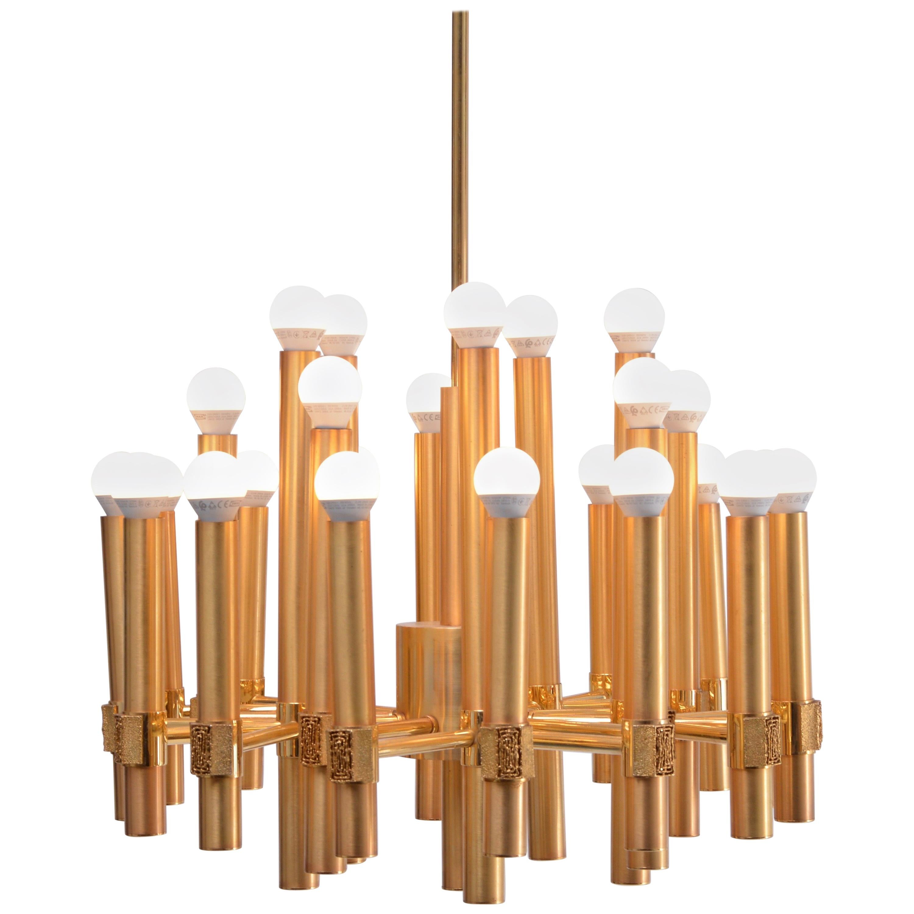 Lustre moderne mi-siècle de couleur or d'Angelo Brotto pour Esperia Italia en vente