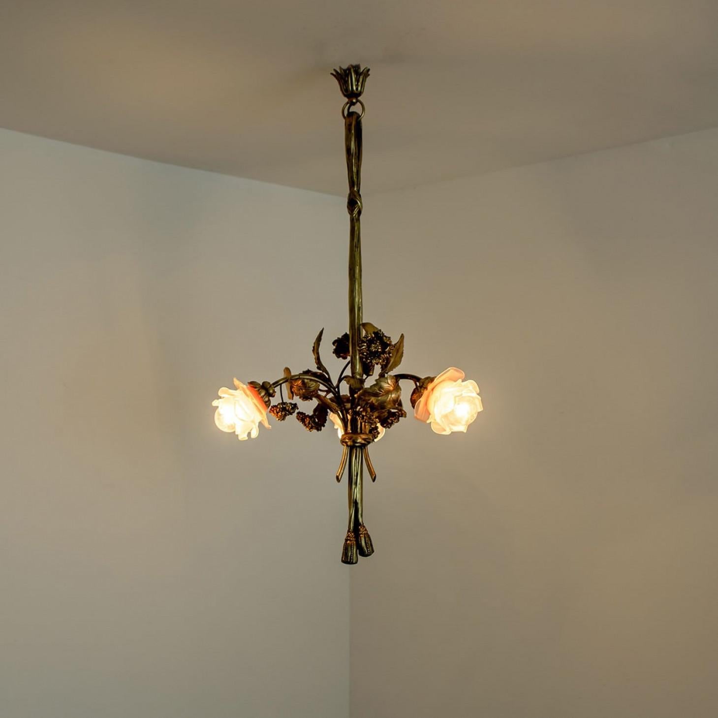 Lampadario in bronzo dorato e vetro, Francia, 1890 circa in vendita 3