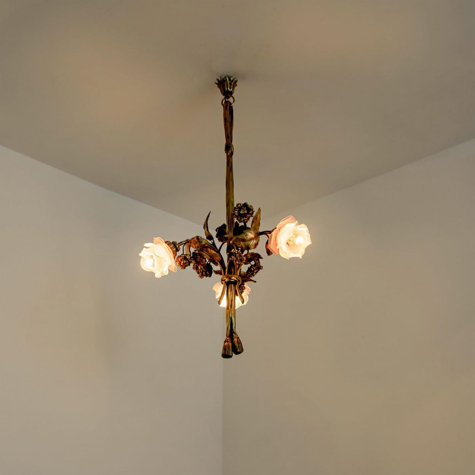 Lampadario in bronzo dorato e vetro, Francia, 1890 circa in vendita 4