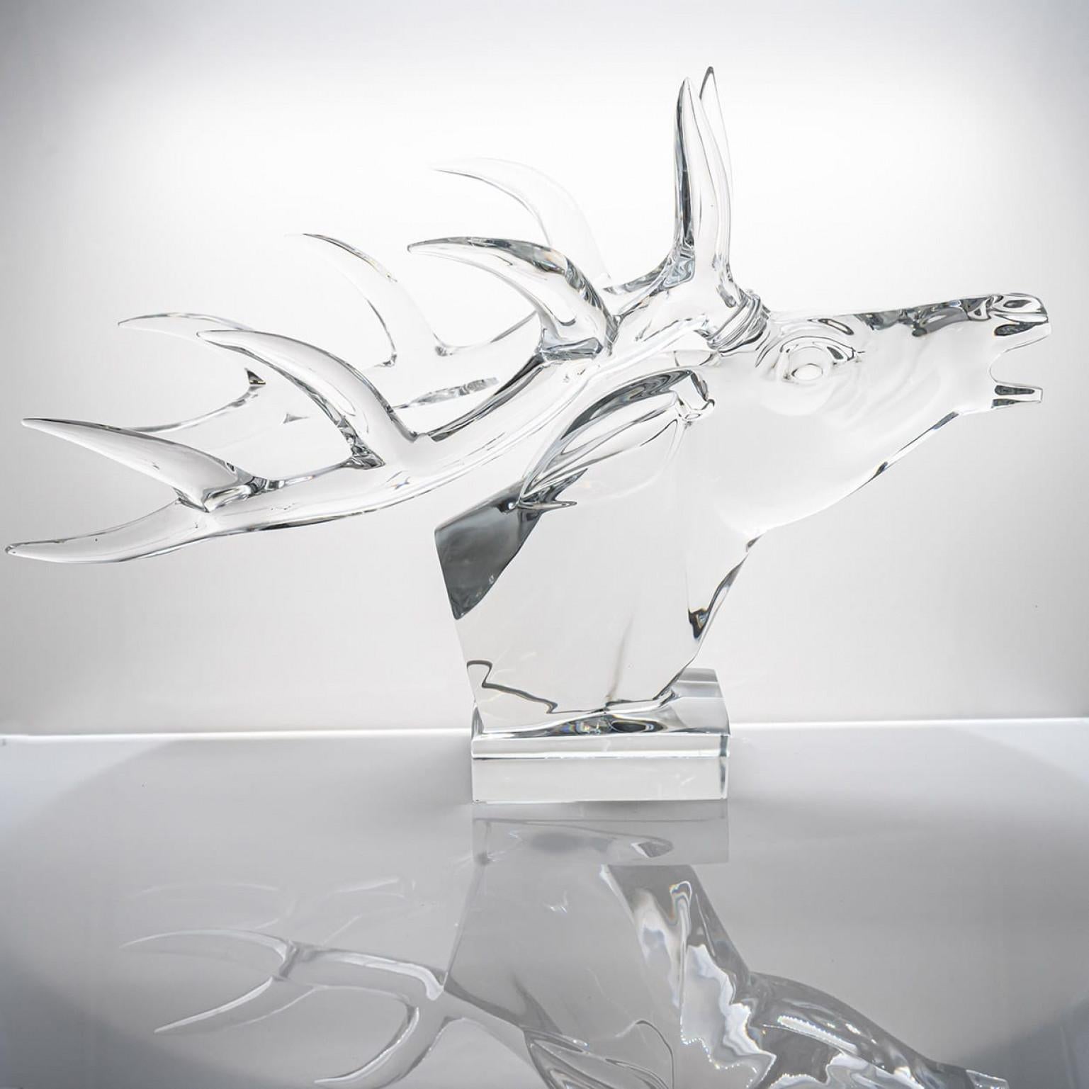 Exeptional XXL Baccarat Signed Crystal Hirschkopf Skulptur, Frankreich (Französisch) im Angebot