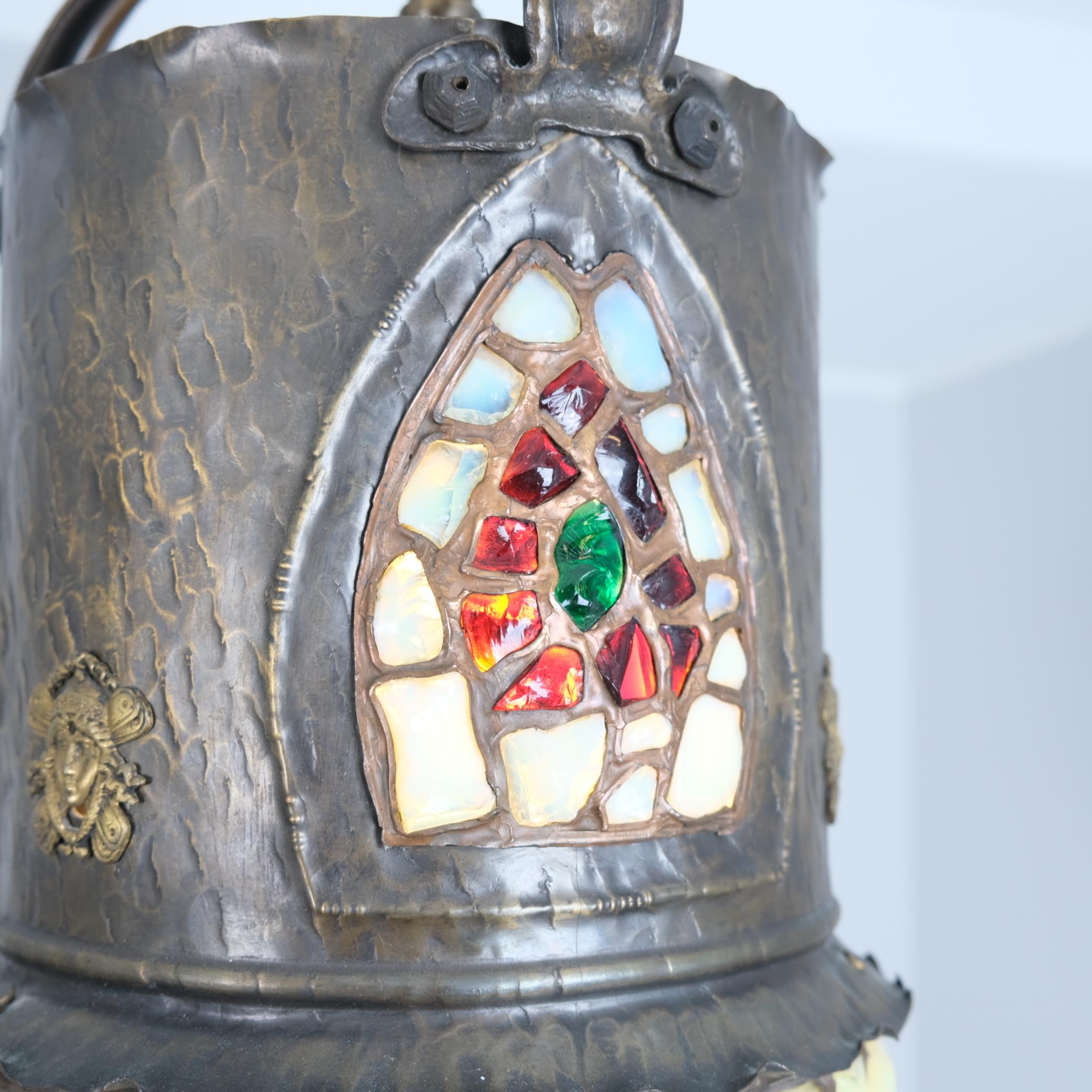 Finlandese Bellissima lampada da soffitto Art Noveau, rame e vetro colorato 1890-1920 in vendita