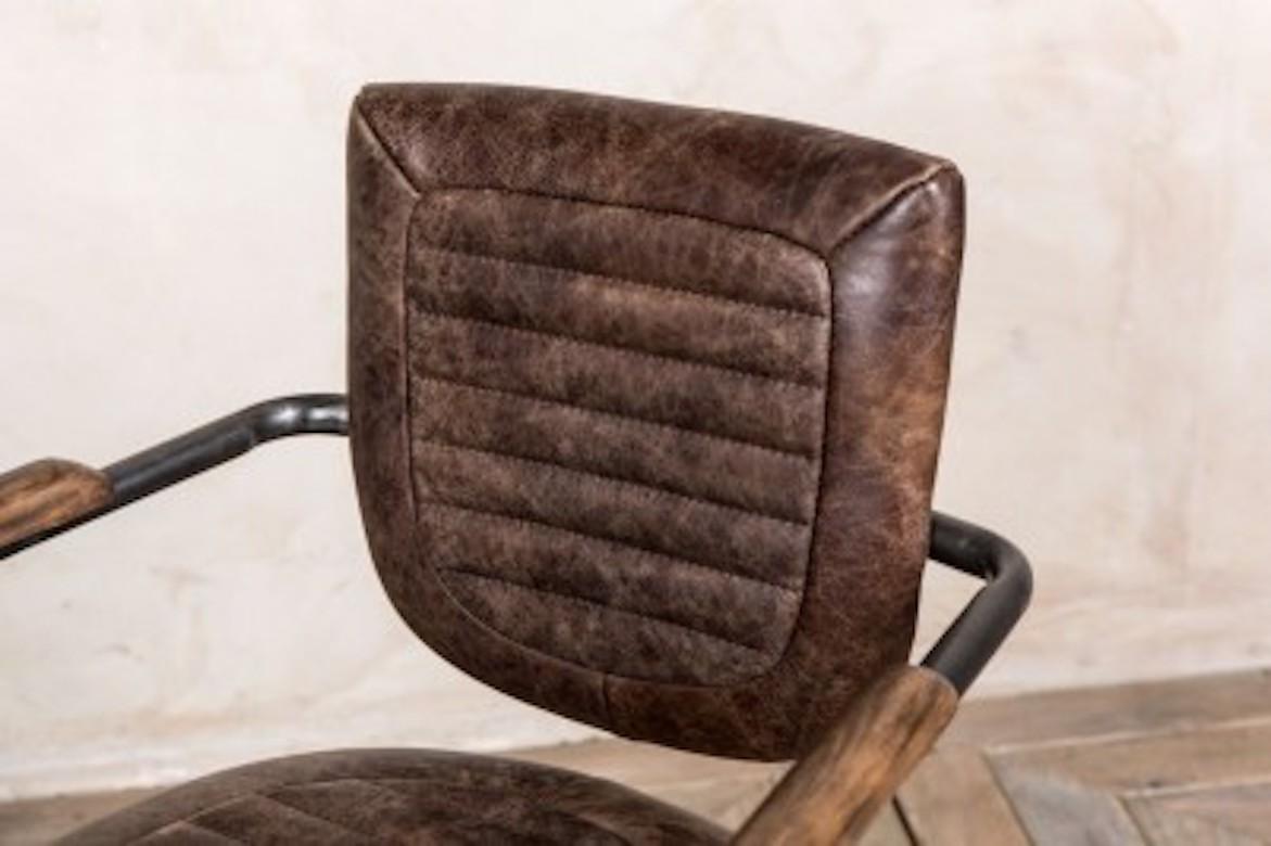 Exeter Leather Vintage Style Office Chair, 20th Century For Sale 7