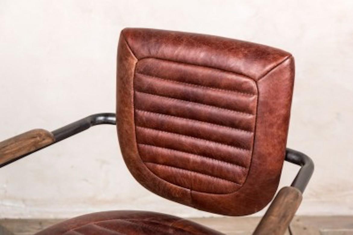 Exeter Leather Vintage Style Office Chair, 20th Century In Excellent Condition For Sale In London, GB