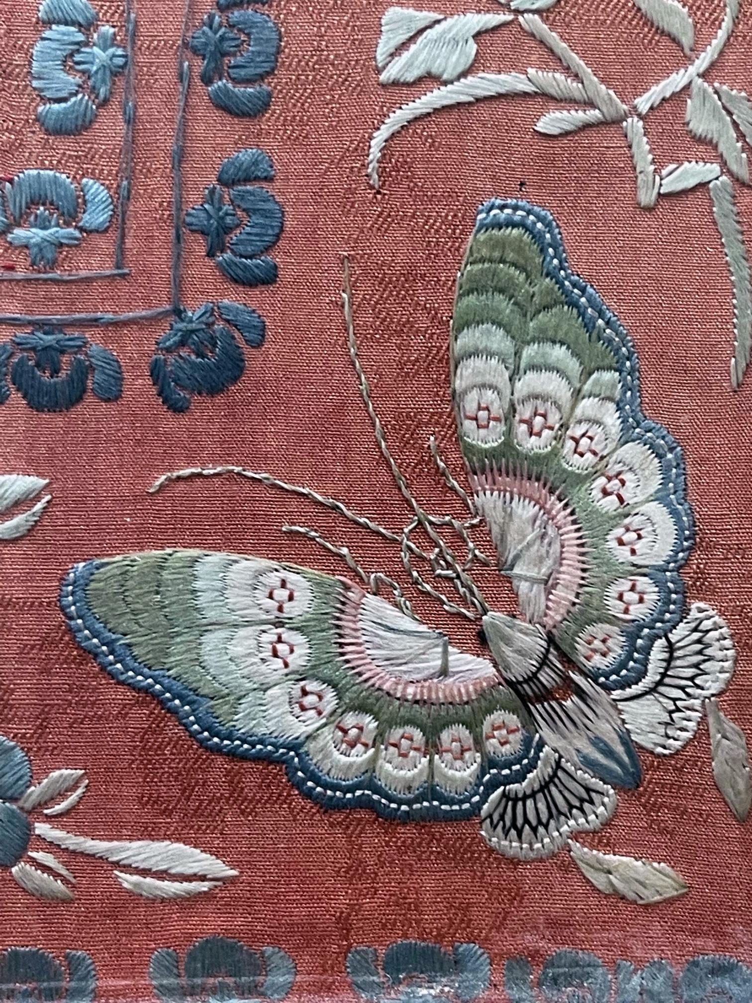 Exhibited Framed Fine Chinese Embroidery Silk Panel Qing Dynasty For Sale 4