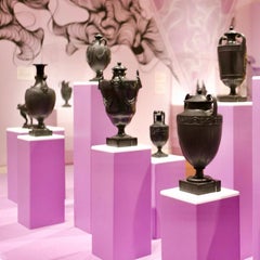 Vase à quatre anses en faïence basaltique de Wedgwood & Bentley exposé
