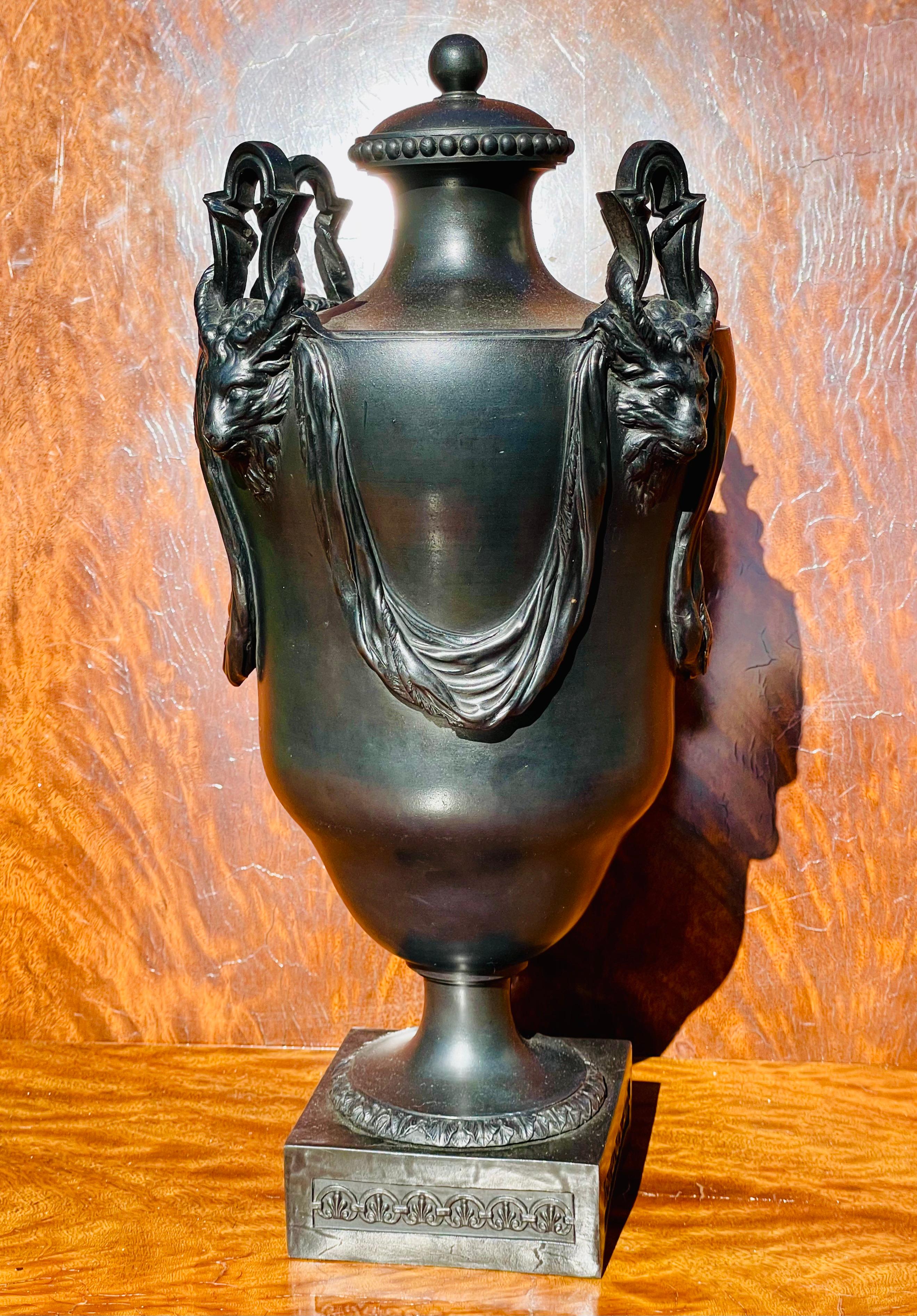 Neoclassical Exhibited Wedgwood & Bentley Basalt Stoneware Four Handle Vase For Sale