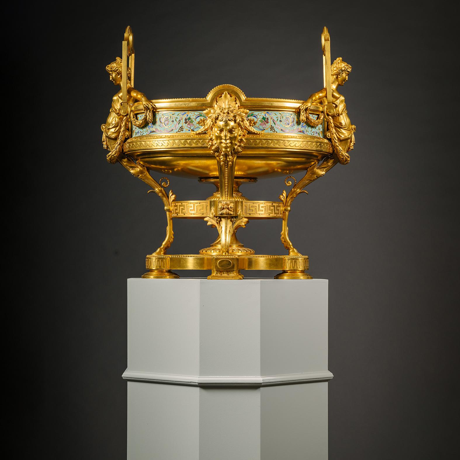 Français Exposition Jardinière en émail champlevé par Servant, Paris, vers 1870 en vente