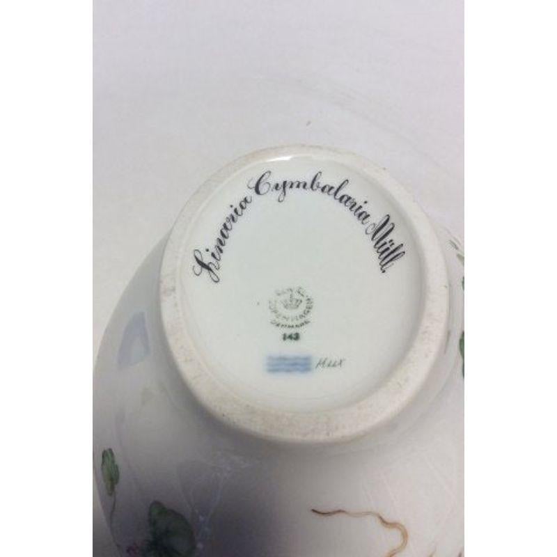 Porcelain Exhibition Model Royal Copenhagen Flora Danica Tea Pot with Lid No. 3631 / 143 For Sale