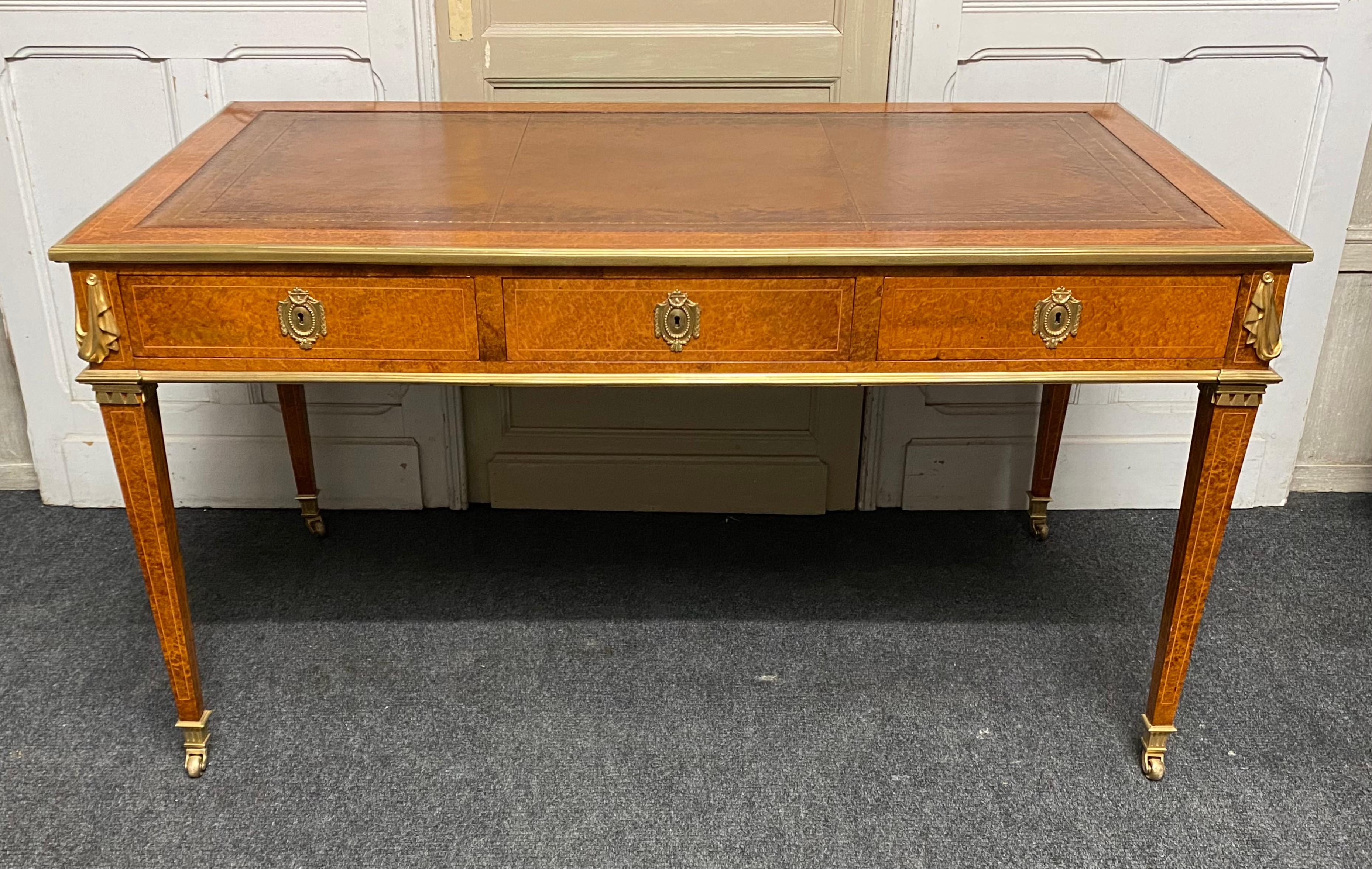 Exhibition Quality Amboyna 6 Drawer Writing Table 13