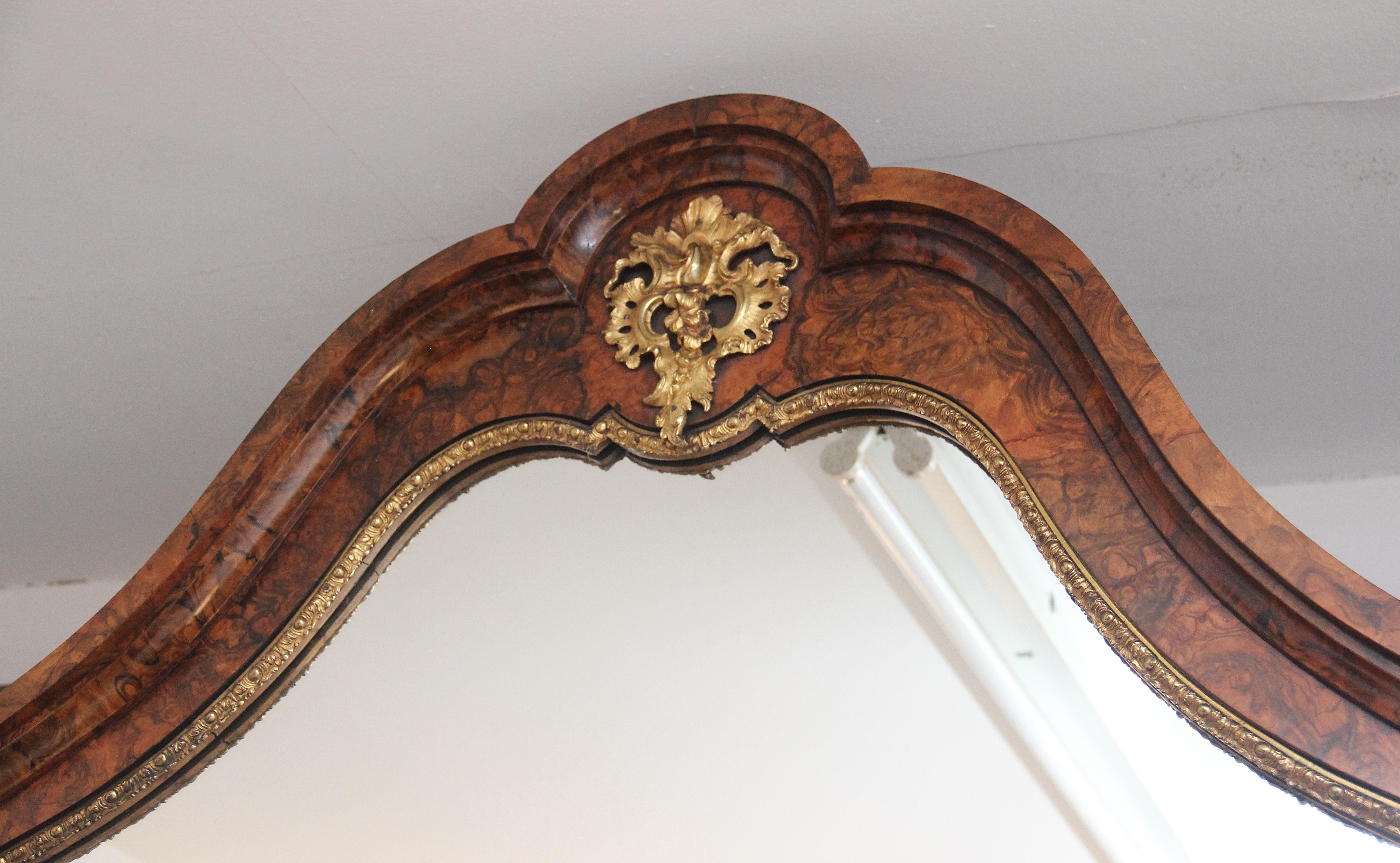 Early Victorian Exhibition Quality Antique 19th Century Burr Walnut Mirror Back Credenza For Sale
