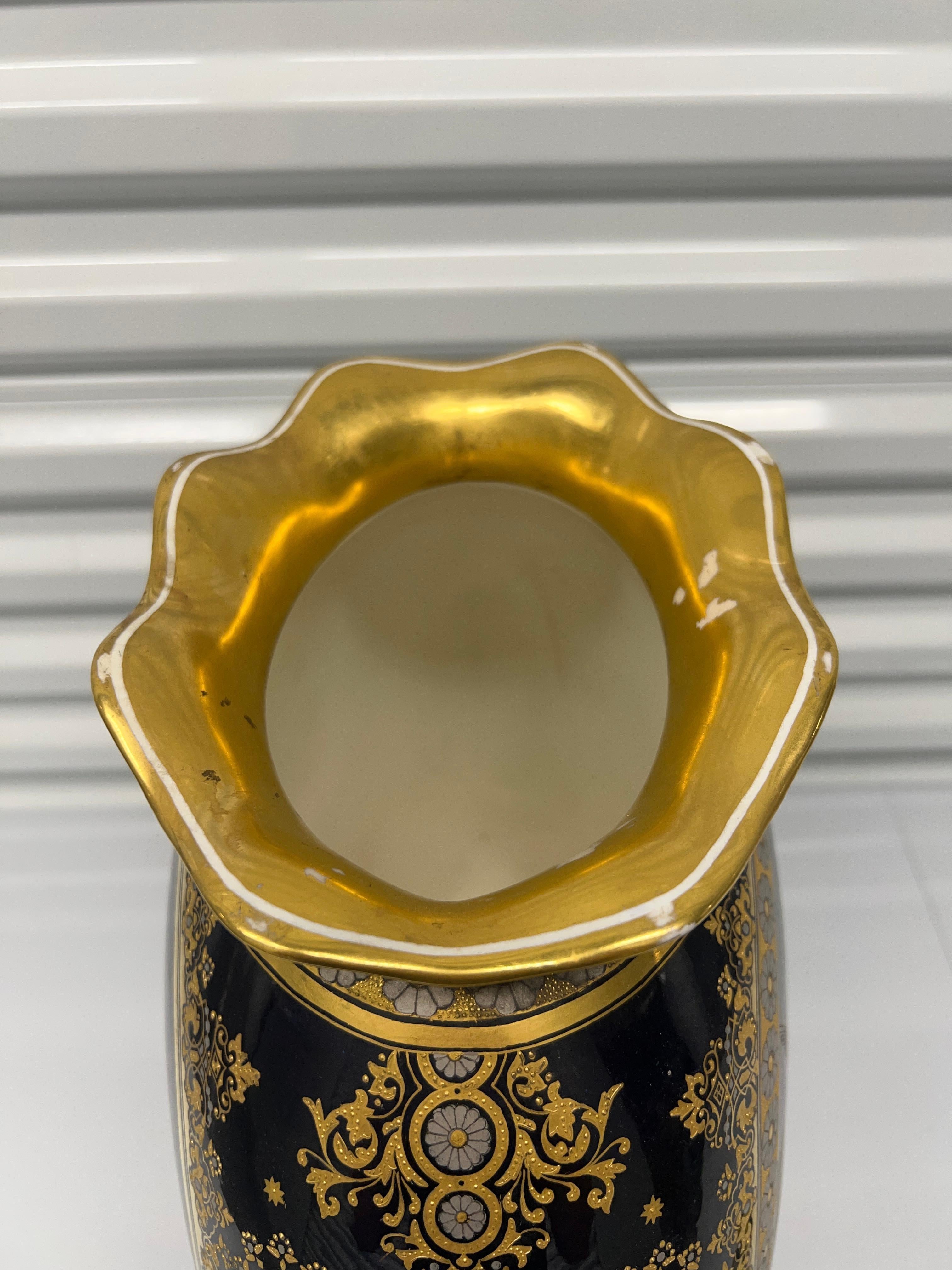 Vaso in porcellana Coalport Porcelain 