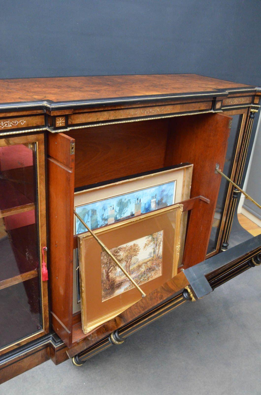 Fine XIX secolo Credenza di qualità per esposizioni con supporto per quadri e contenitore in vendita