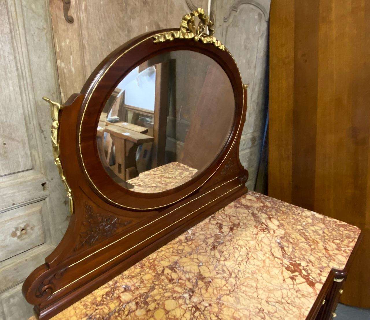 Exhibition Quality French Dressing Table For Sale 7