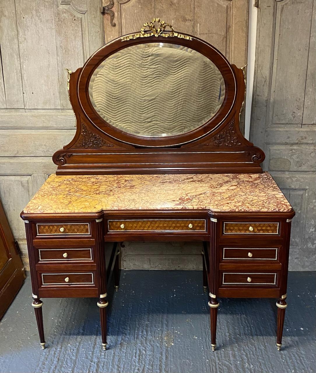 19th Century Exhibition Quality French Dressing Table For Sale
