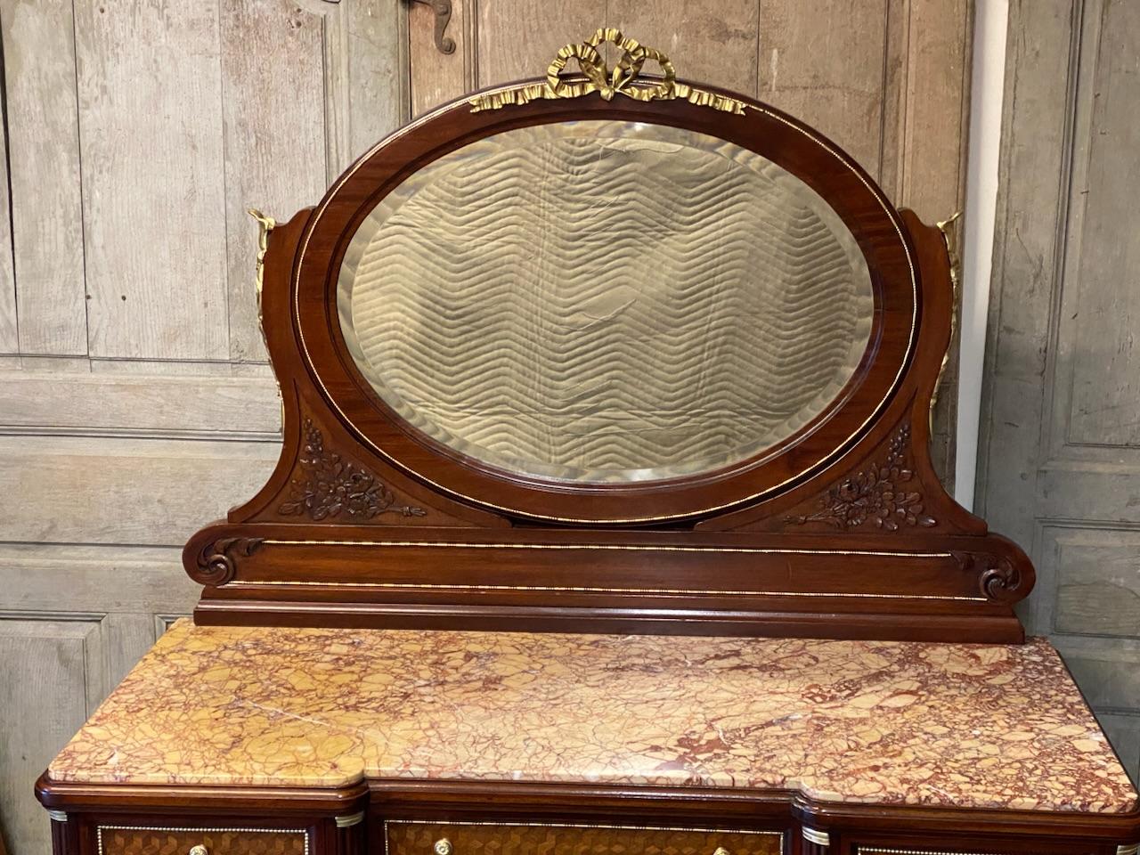 Exhibition Quality French Dressing Table For Sale 2