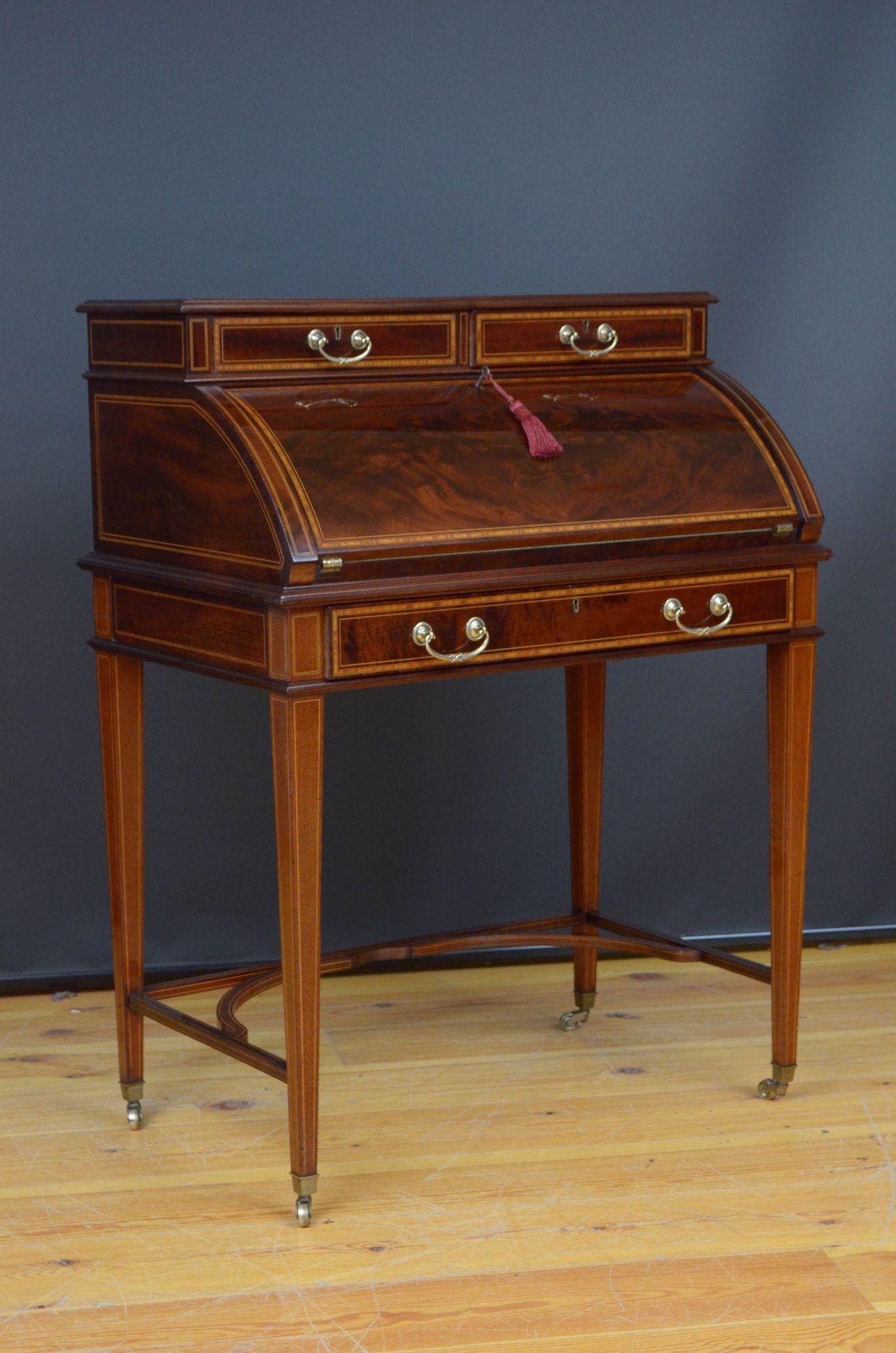 English Exhibition Quality Mahogany Cylinder Bureau by Maple & Co For Sale