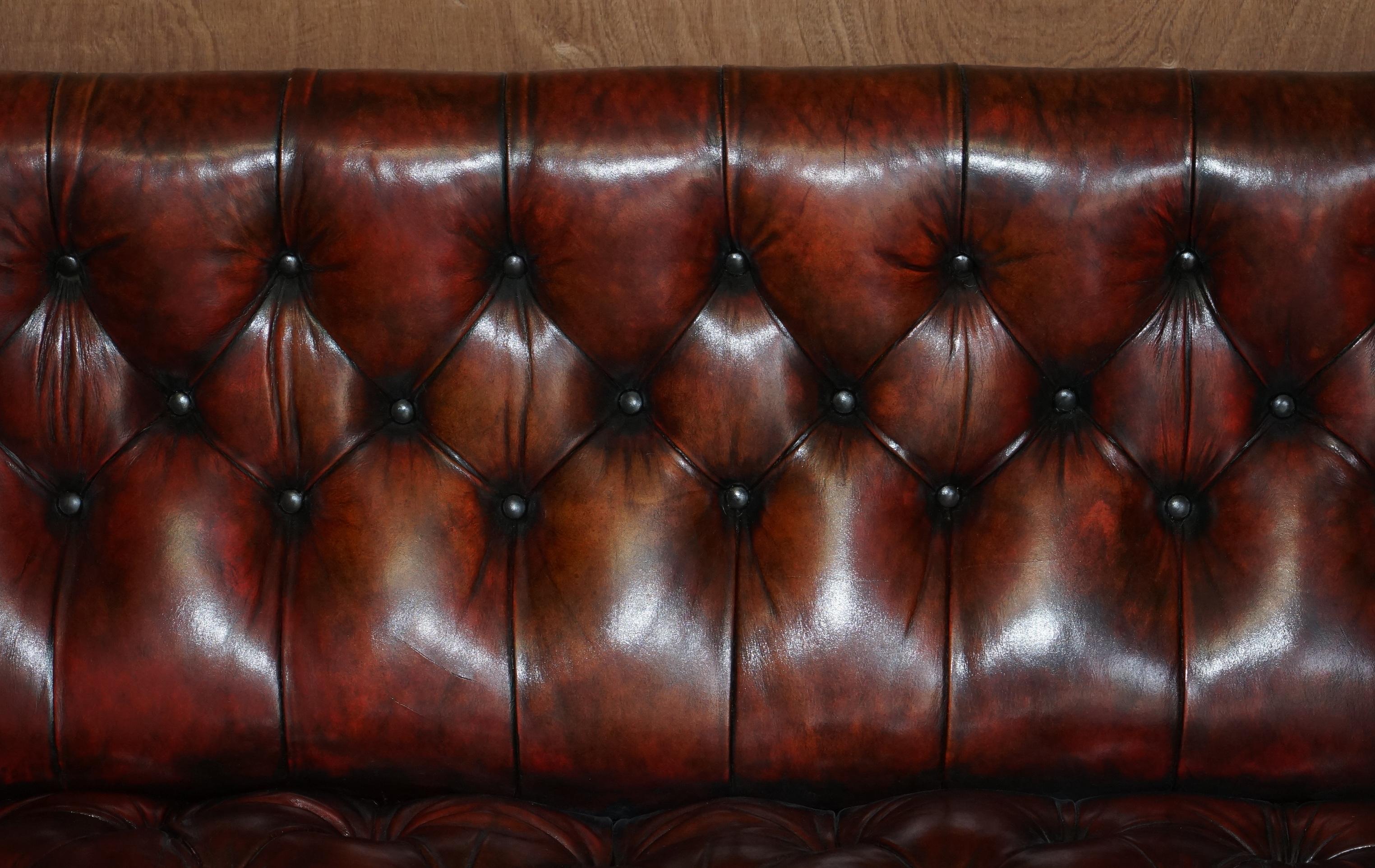 Mid-19th Century Exhibition Quality Wylie & Lochhead 1860 Glasgow Chesterfield Brown Leather Sofa For Sale