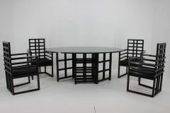 Juego de Comedor Exlusivo, Cuatro Sillones de J. Hoffmann + Mesa de Comedor de Mackintosh