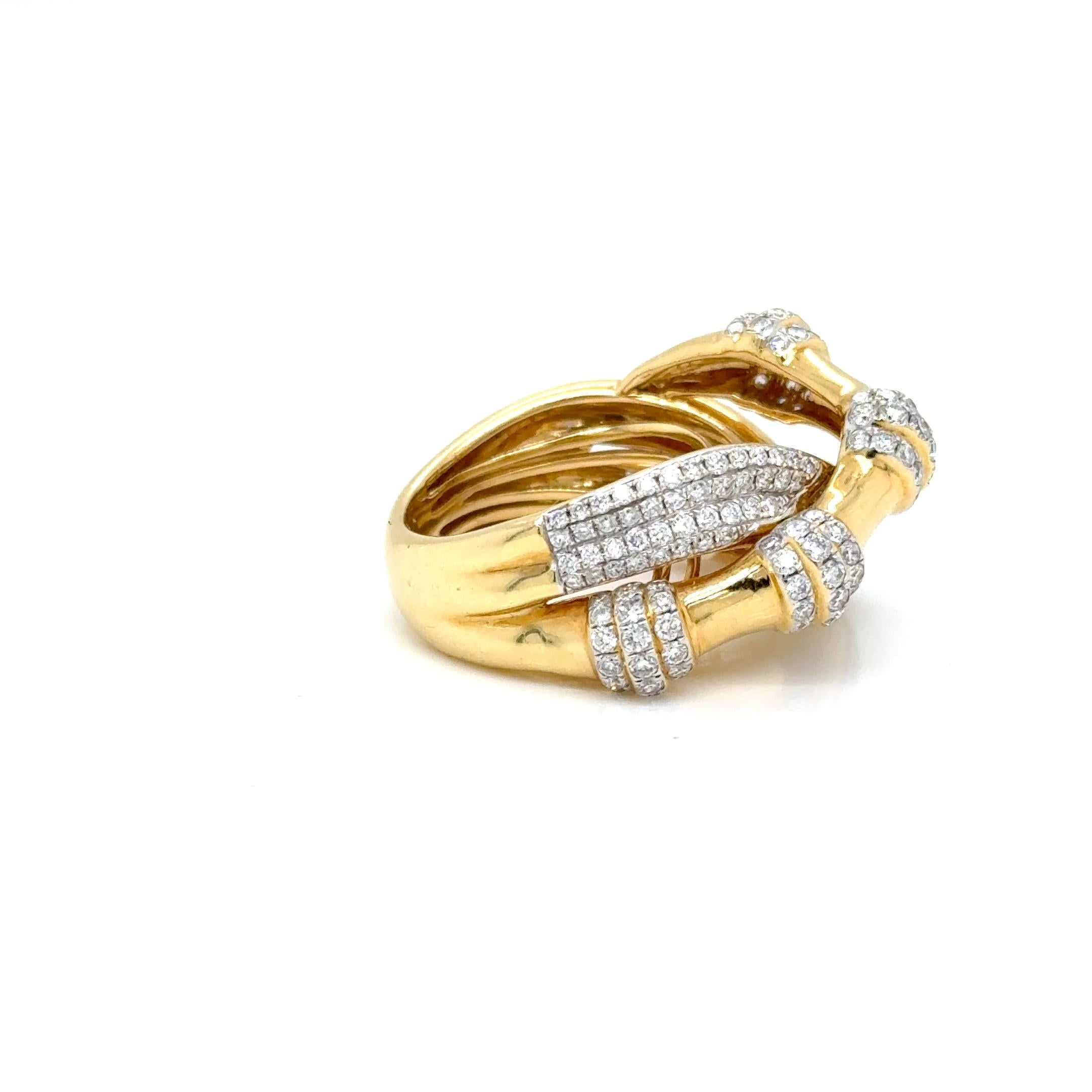 Contemporaneo Anello esotico 18Kt con diamanti 1,80 carati in vendita