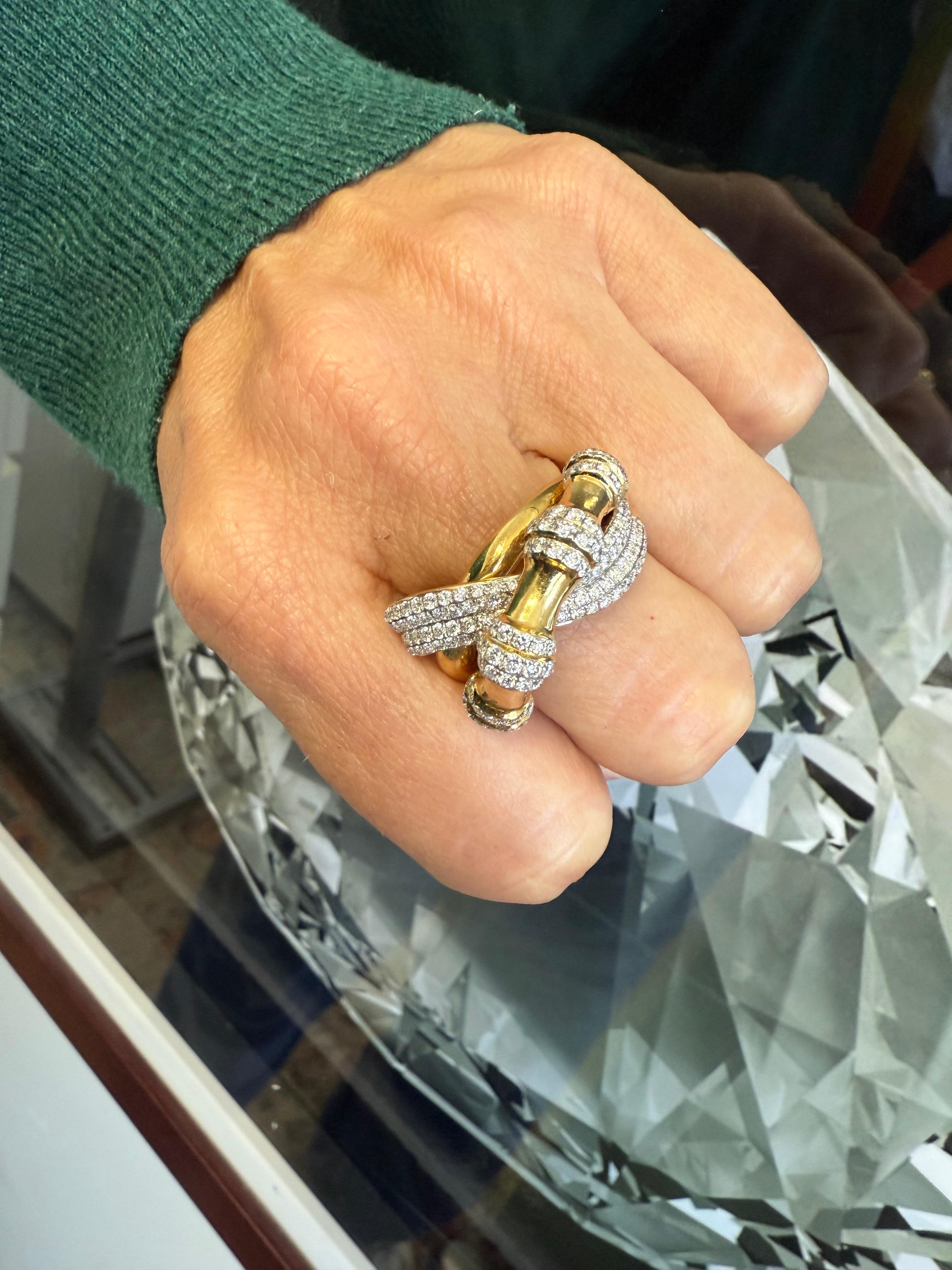 Anello esotico 18Kt con diamanti 1,80 carati in vendita 1