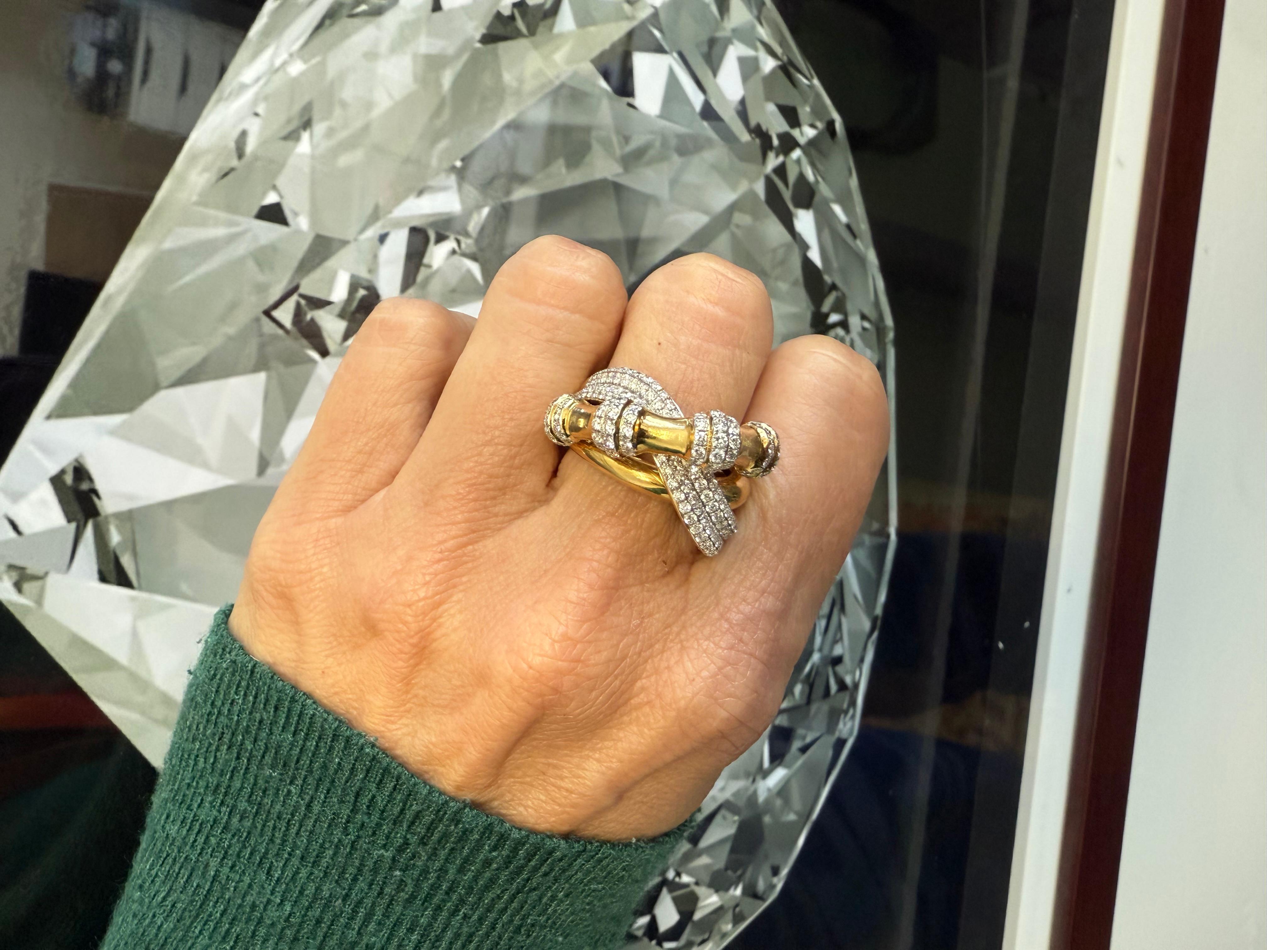 Anello esotico 18Kt con diamanti 1,80 carati in vendita 3