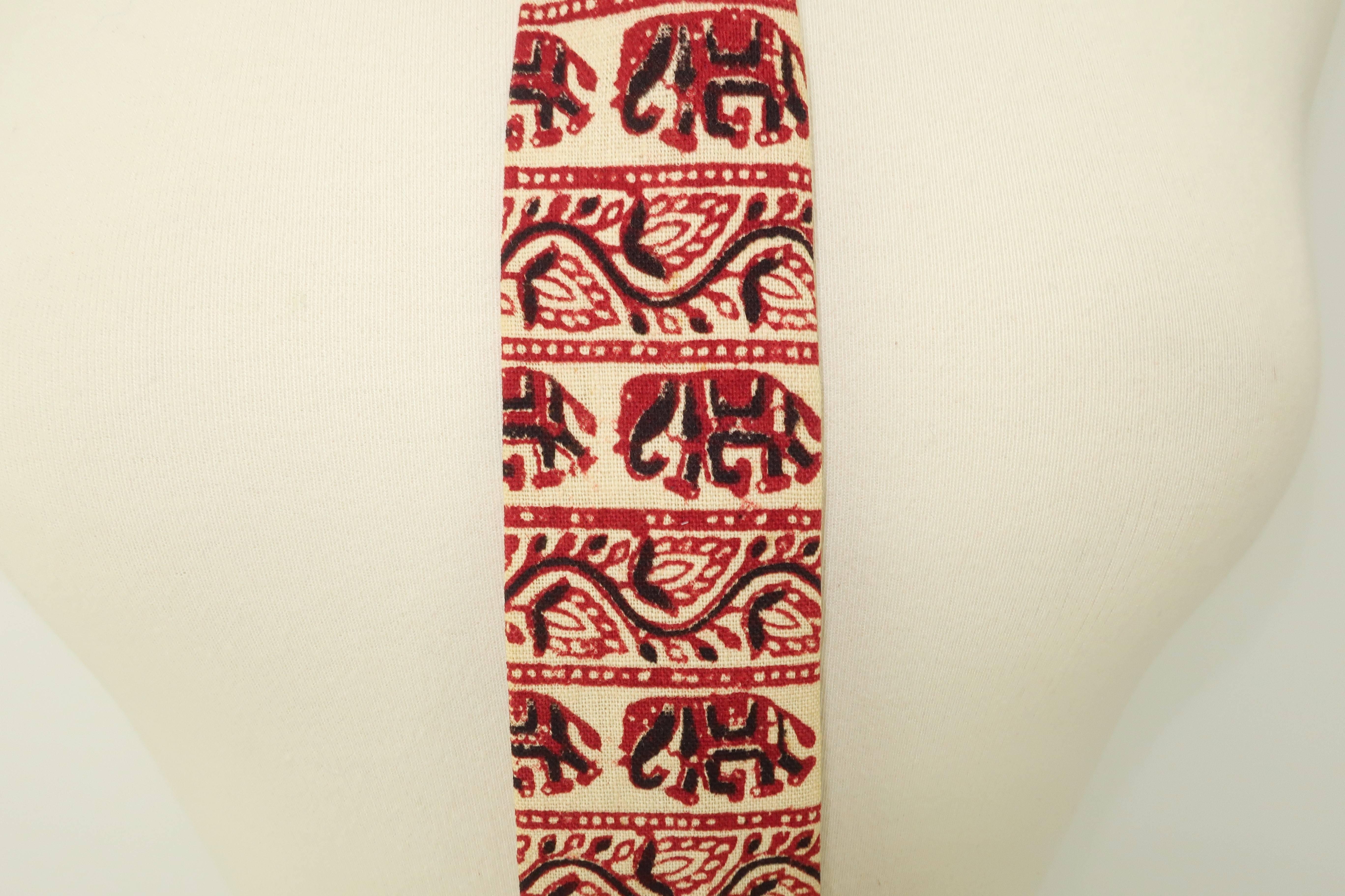 Exotic 1960's Skinny Square Men's Necktie With Elephant Motif 1