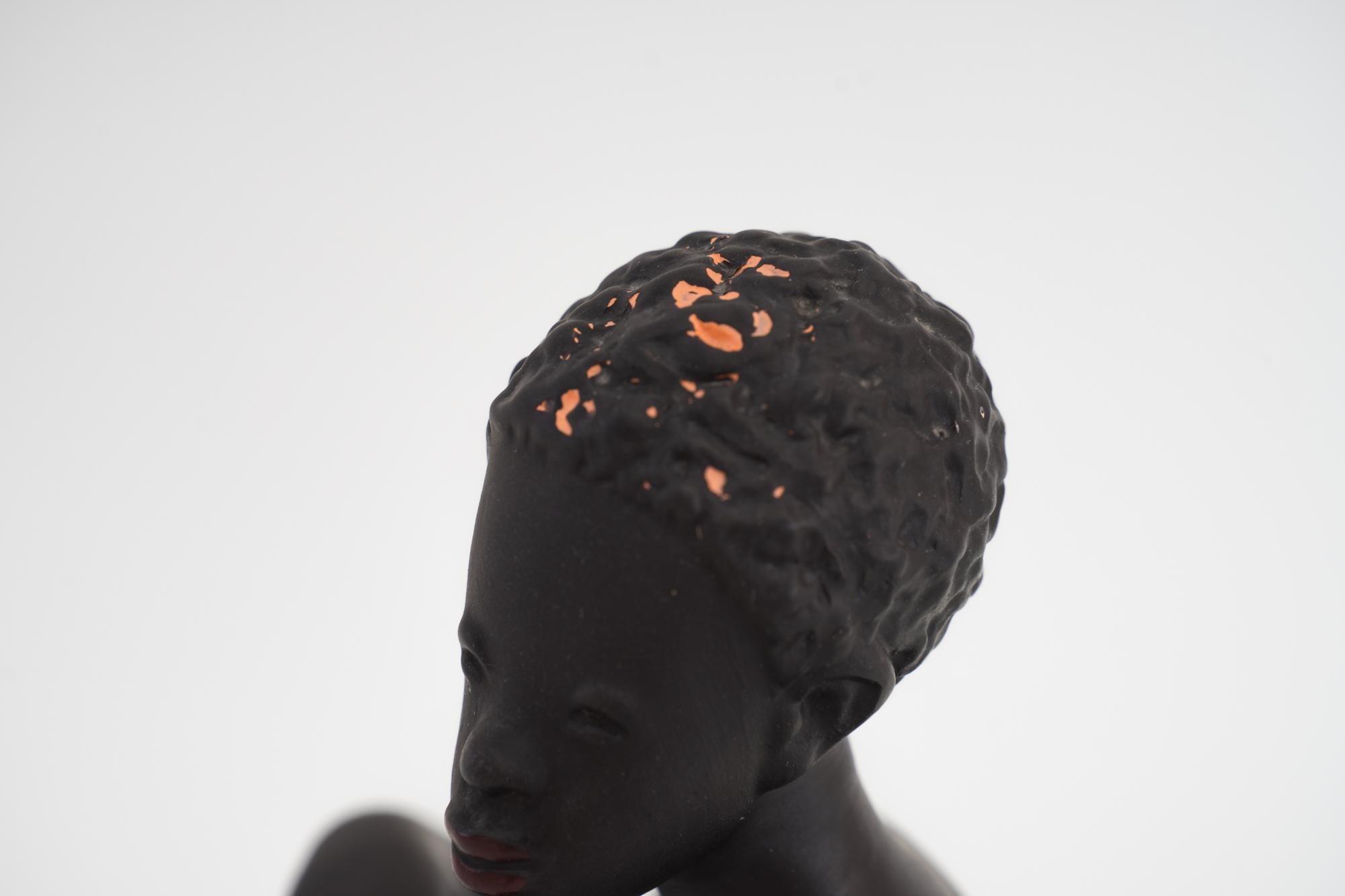 Escultura de mujer exótica africana de Leopold Anzengruber, Viena Años 50 Moderno de mediados de siglo en venta