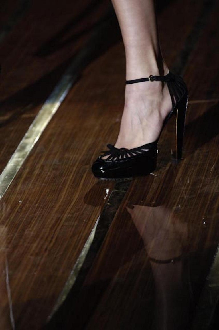 Exotic Black Gucci Skin Heel Peep Plateau High Heels Sandals at 1stDibs | black high slide sandals