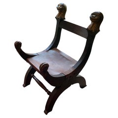 Chaise de singe mexicaine en chêne exotique sculpté