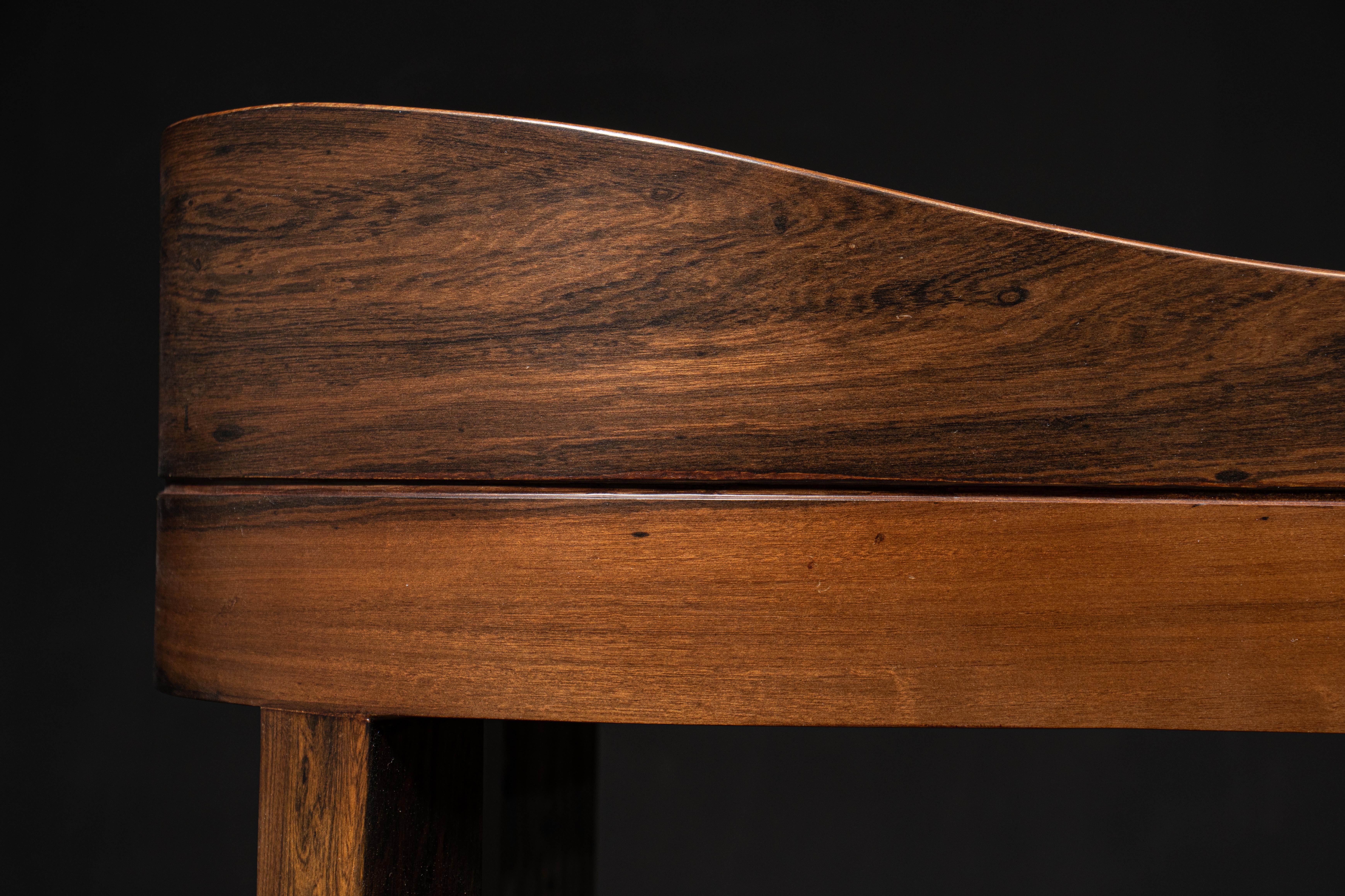 Sgabello esotico Wood Wood in pelle gialla di Costantini, Pia, In Stock in vendita 2