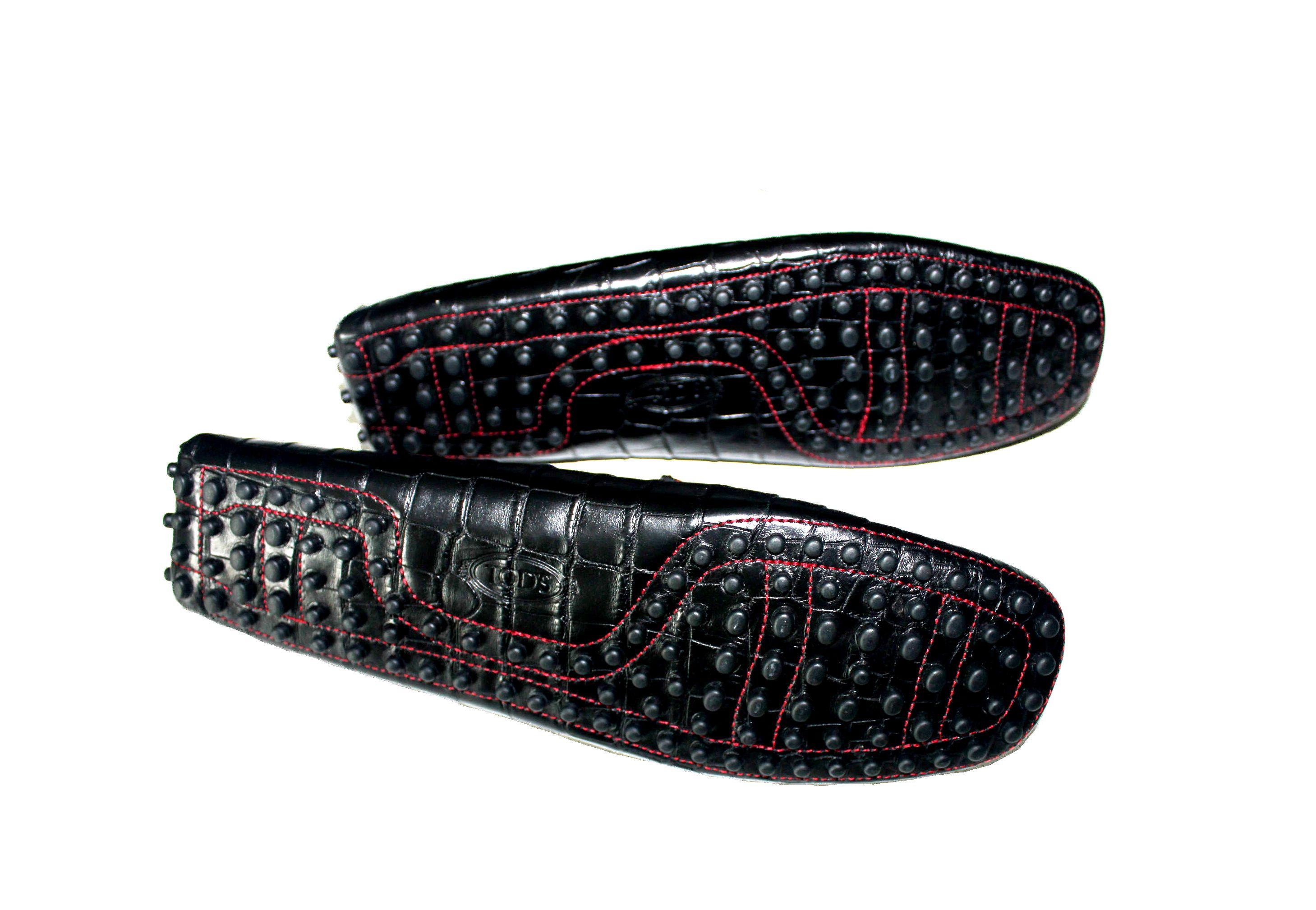 AMAZING

RARE RARE RARE

TOD'S FOR FERRARI LIMITED EDITION MOCCASINS LOAFERS

RETAIL PRICE 7700$ PLUS TAXES

DETAILS:

A signature piece that will last you for years
From an exclusive and limited exotic skin collection produced for Ferrari
Pure