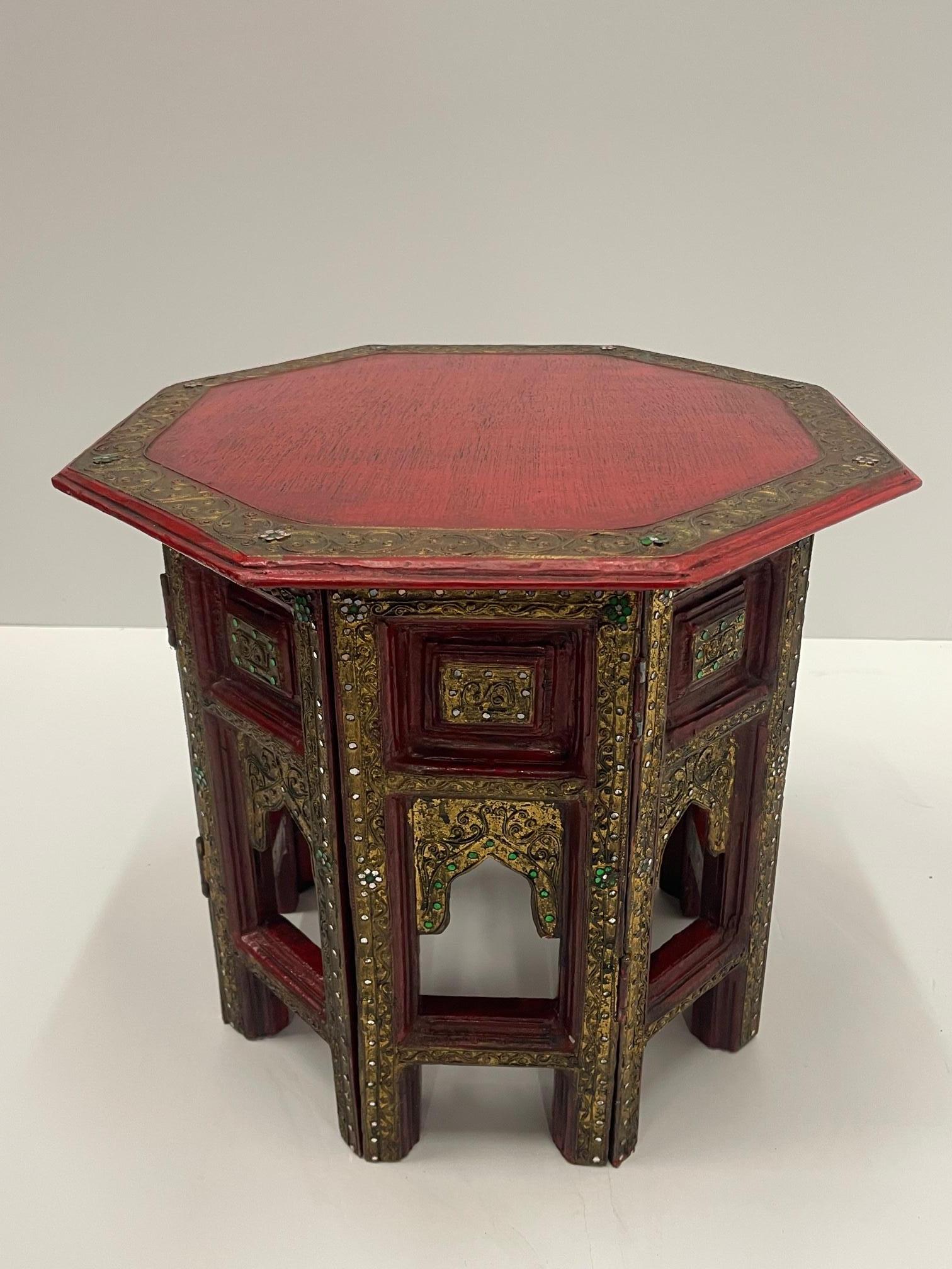 Exotic Hand Carved Red and Gilded Moroccan Side Table For Sale 2