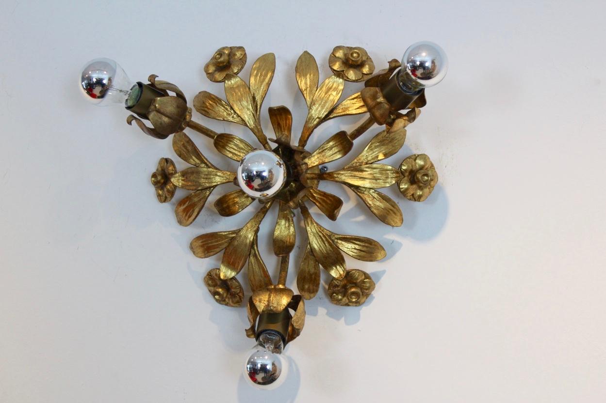 20th Century Exotic Hollywood Regency Gilt Floral Wall Lamp by Hans Kögl, Germany