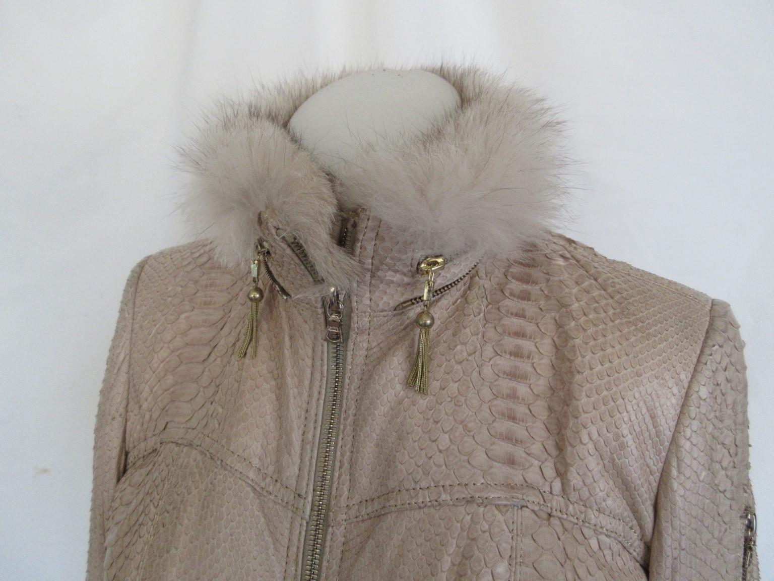 da uomo o donna Giacca in pelle esotica con pelliccia di volpe Small 6 in vendita