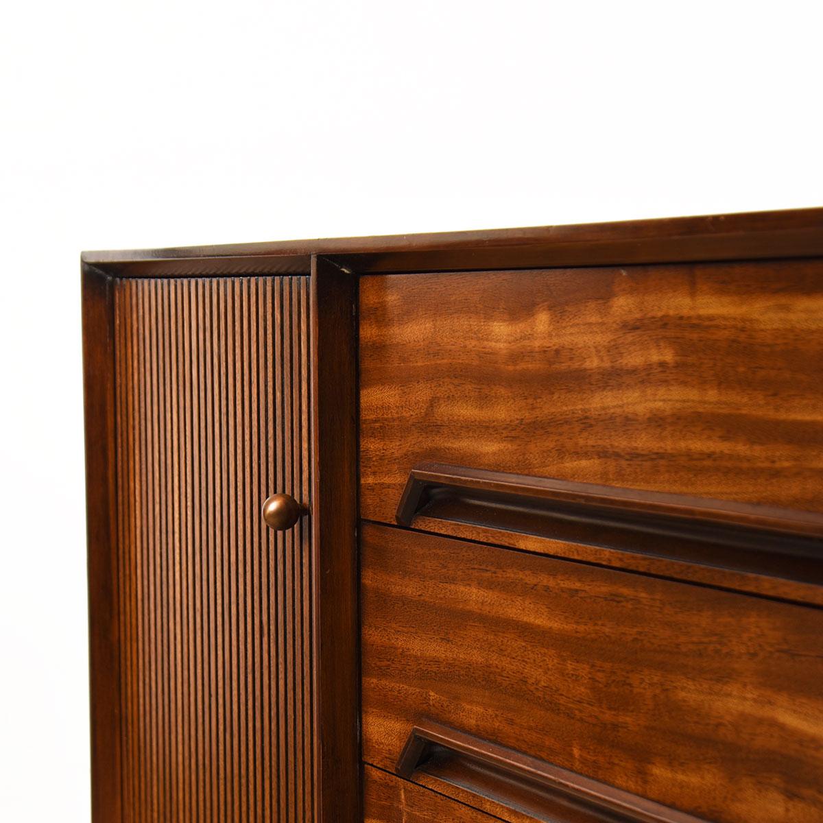 Exotic Mindoro Wood Cabinet by Milo Baughman for Drexel Perspective, 1951 For Sale 1