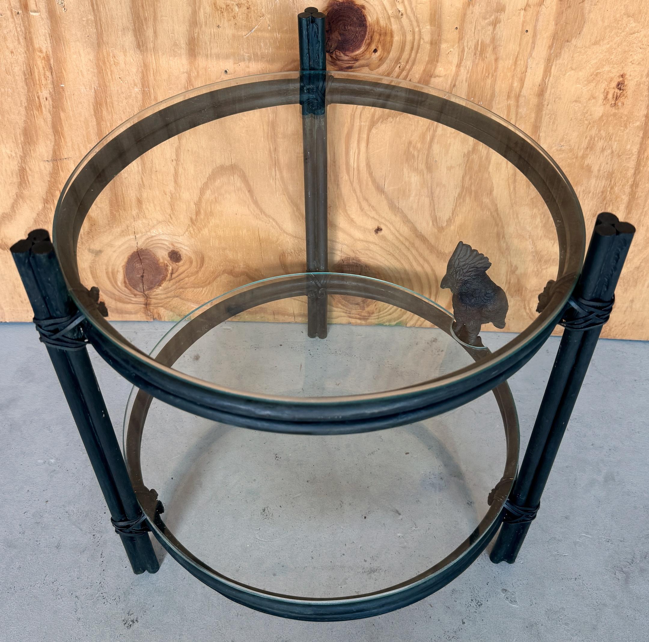 Table à boissons/table d'appoint moderne exotique à deux niveaux en bronze et verre avec perroquet perché en vente 8