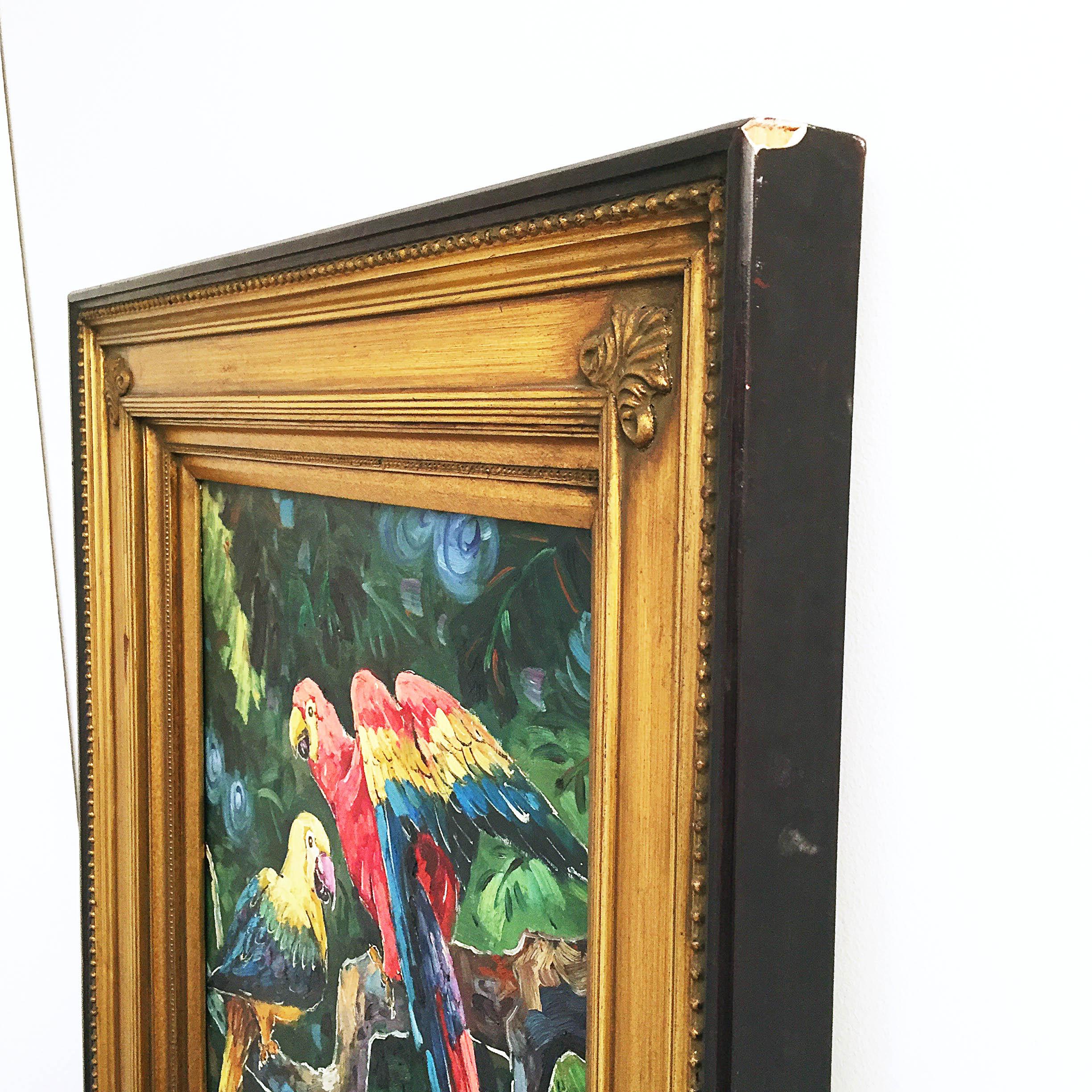 Paire de perroquets exotiques peinture à l'huile sur toile, cadre doré, années 1990  en vente 1